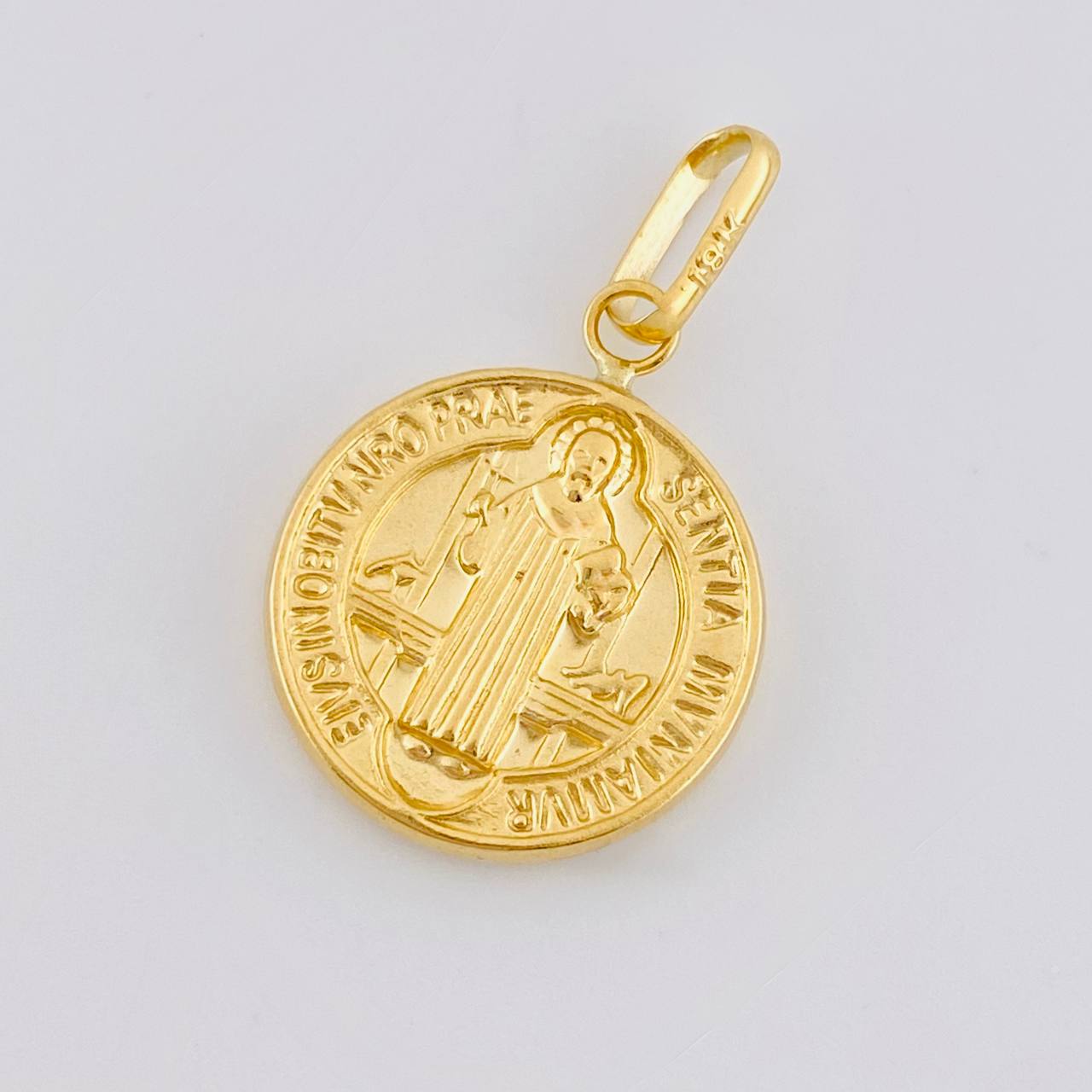 Dije San Benito 1.4 g / 2.7 cm Oro Amarillo 18K