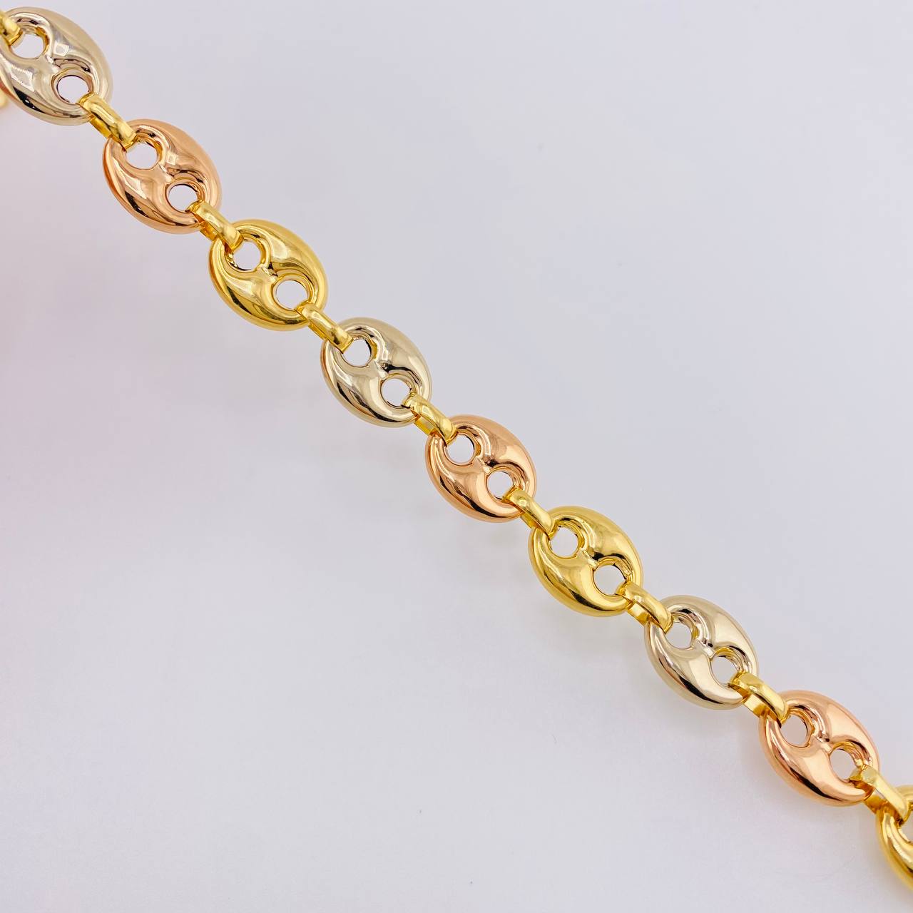 Cadena Gc 36.65 g / 71.4 cm / 11.2 mm Tres Oros 18K