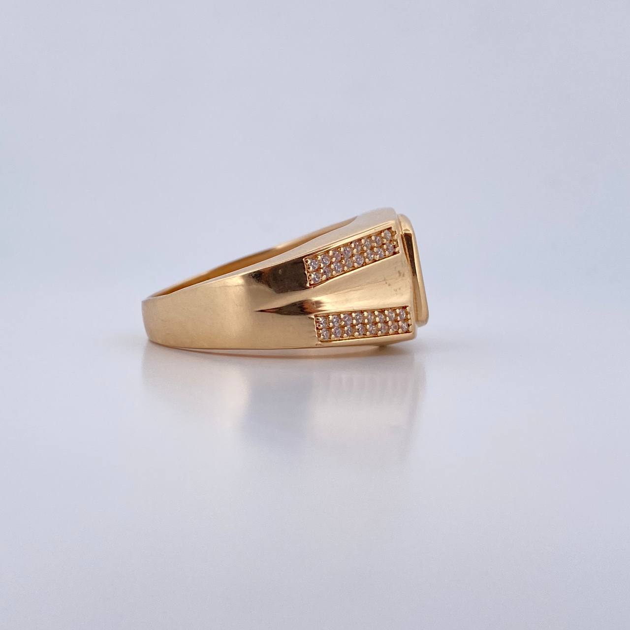 Anillo Sello 12.8gr / T11 / Circones Blancos Verdes Oro Amarillo 18K $