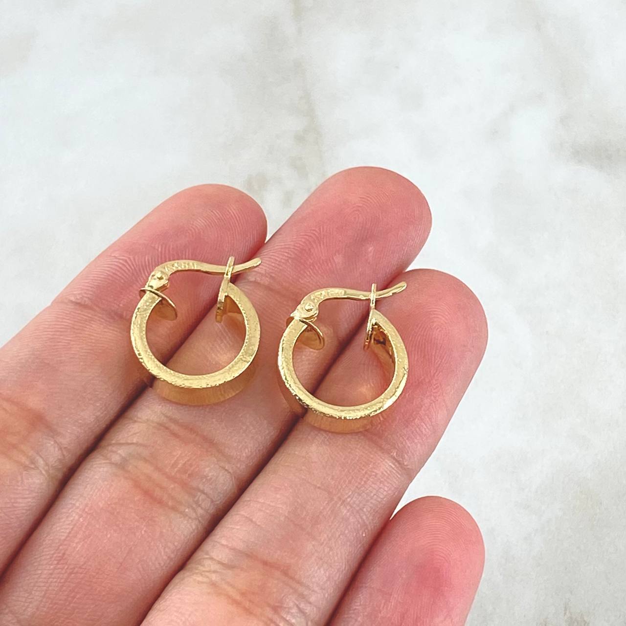 Candongas Diani 1gr / 1.1cm / Bordes Puntados Oro Amarillo 18K *