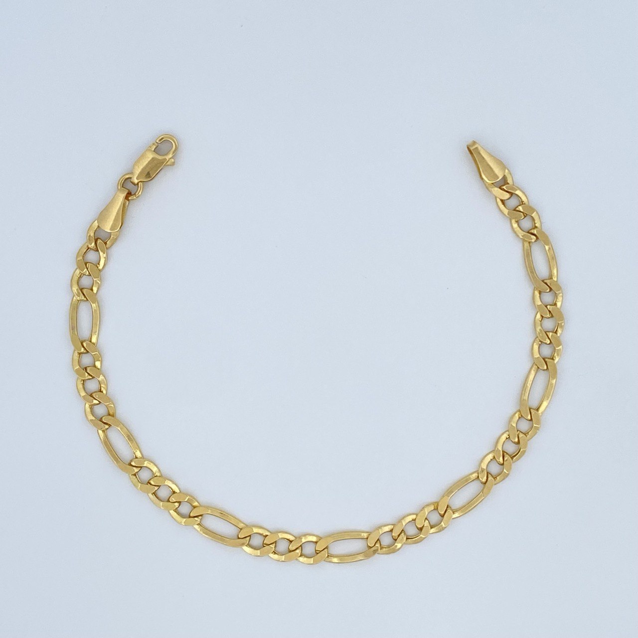 Pulso Figaro 4.1gr / 18.5cm / +1 Oro 18K $