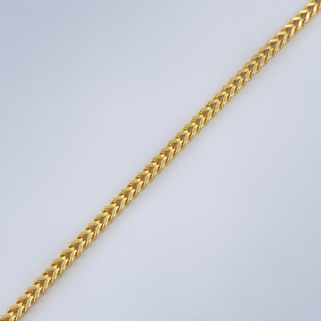 Pulso Franco 3.15gr / 20.5cm / +3 Oro 18K $