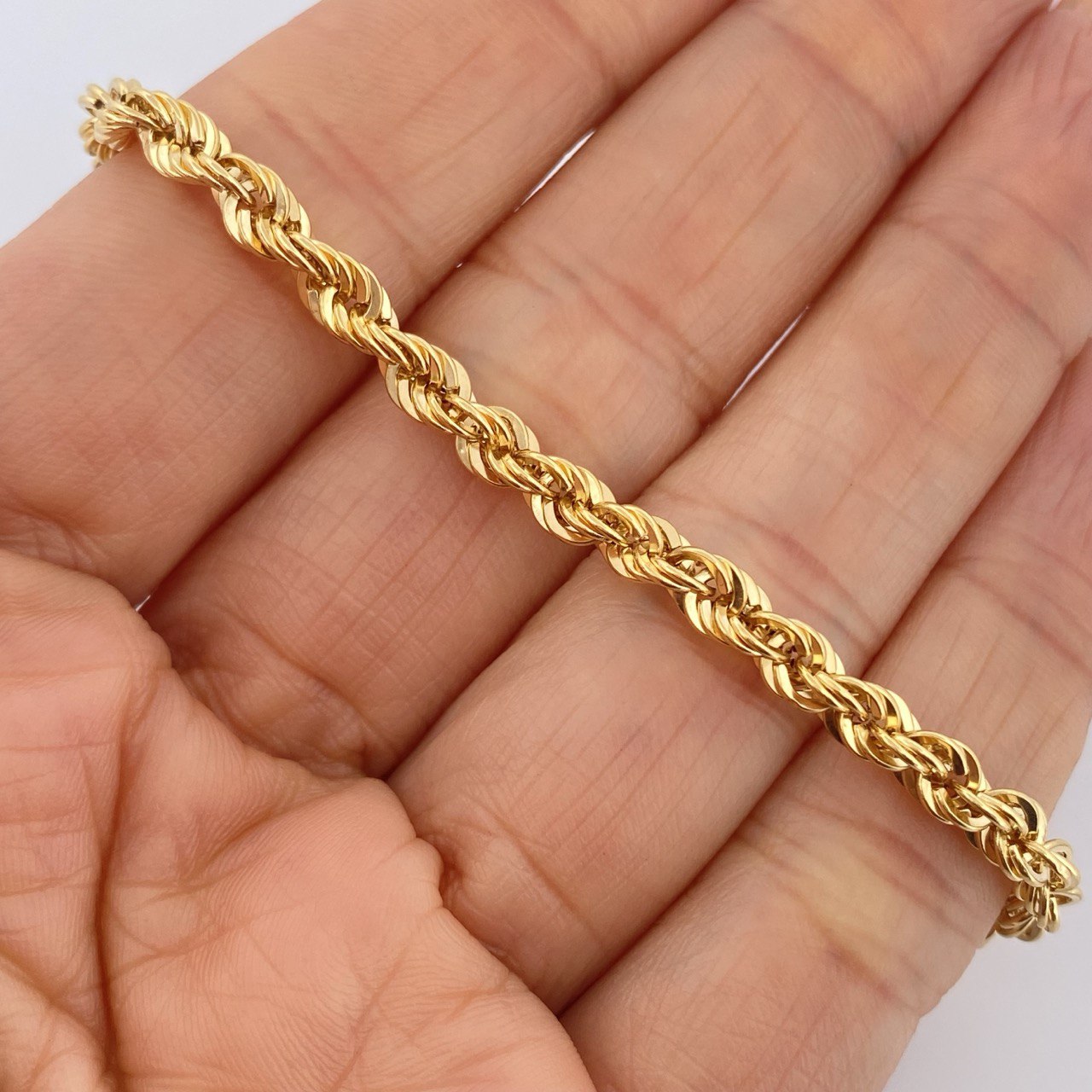 Pulso Lazo 4gr / 19cm / +3 Oro 18K $