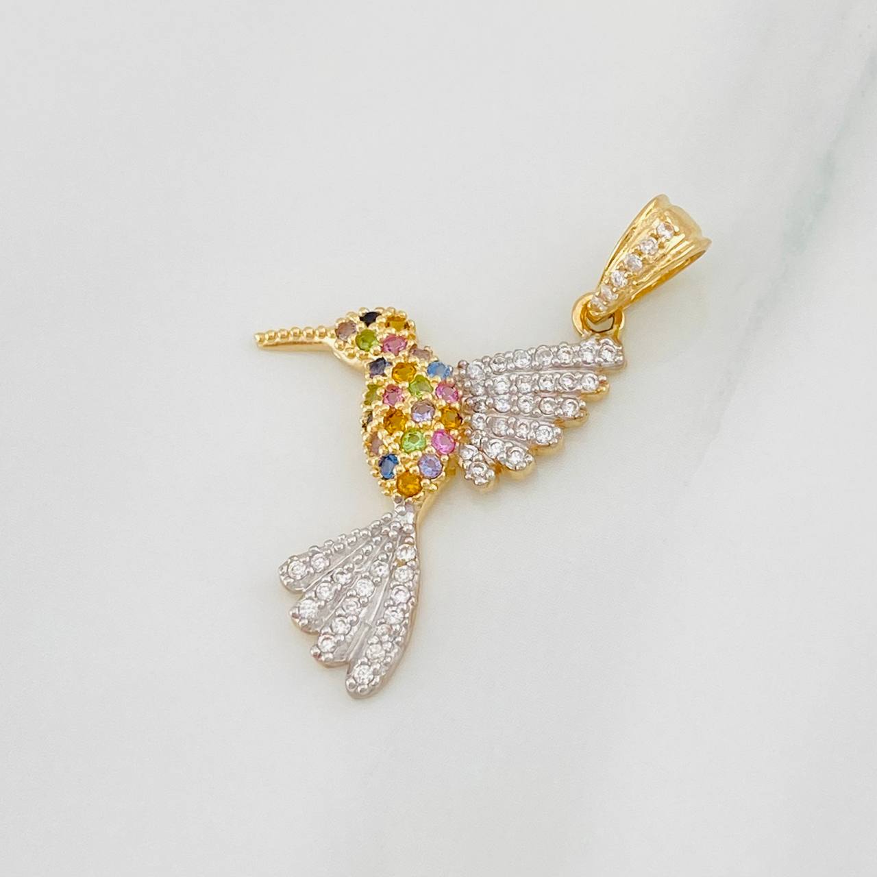 Dije Colibri 2.05g / 3cm Dos Oros Amarillo Blanco 18K