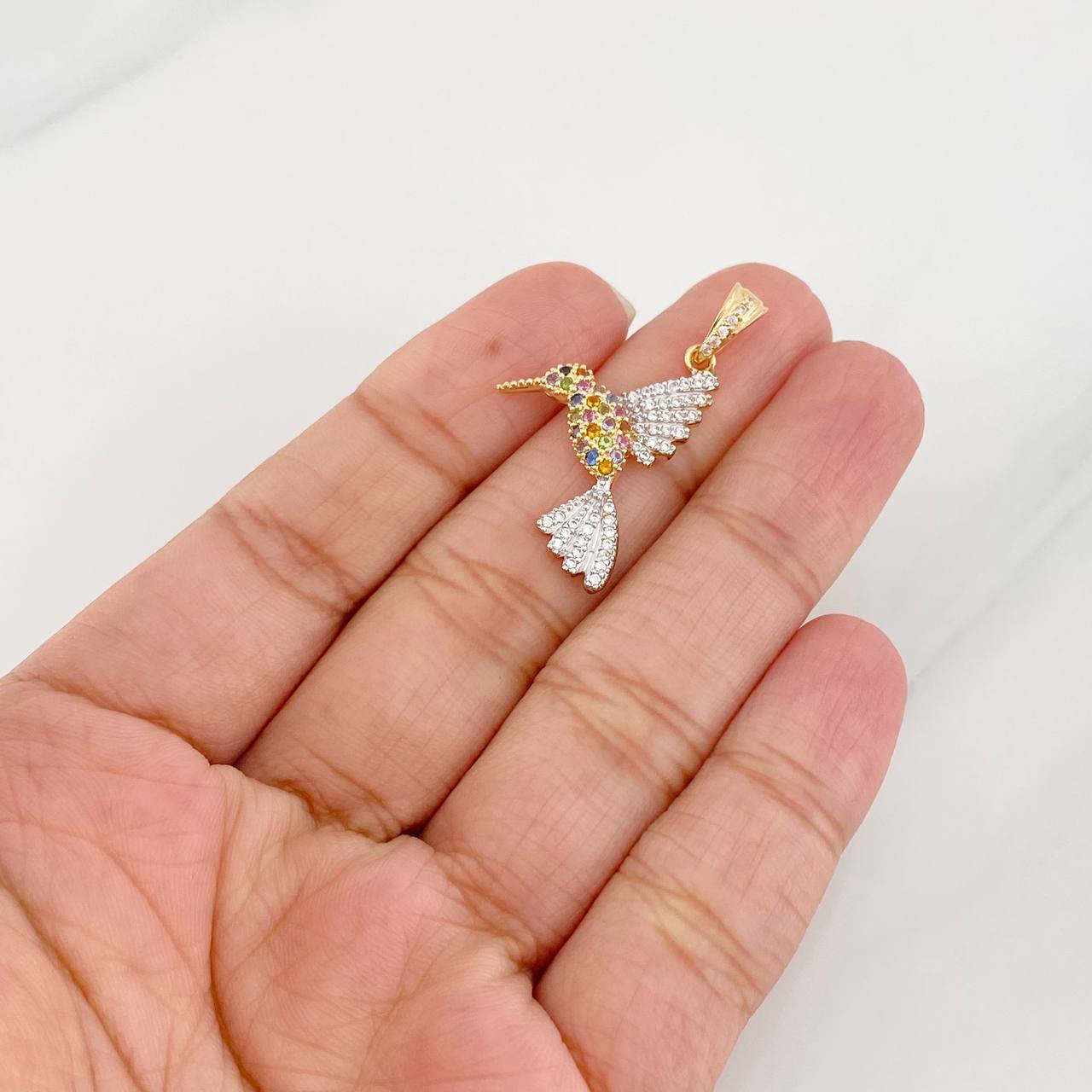 Dije Colibri 2.05g / 3cm Dos Oros Amarillo Blanco 18K