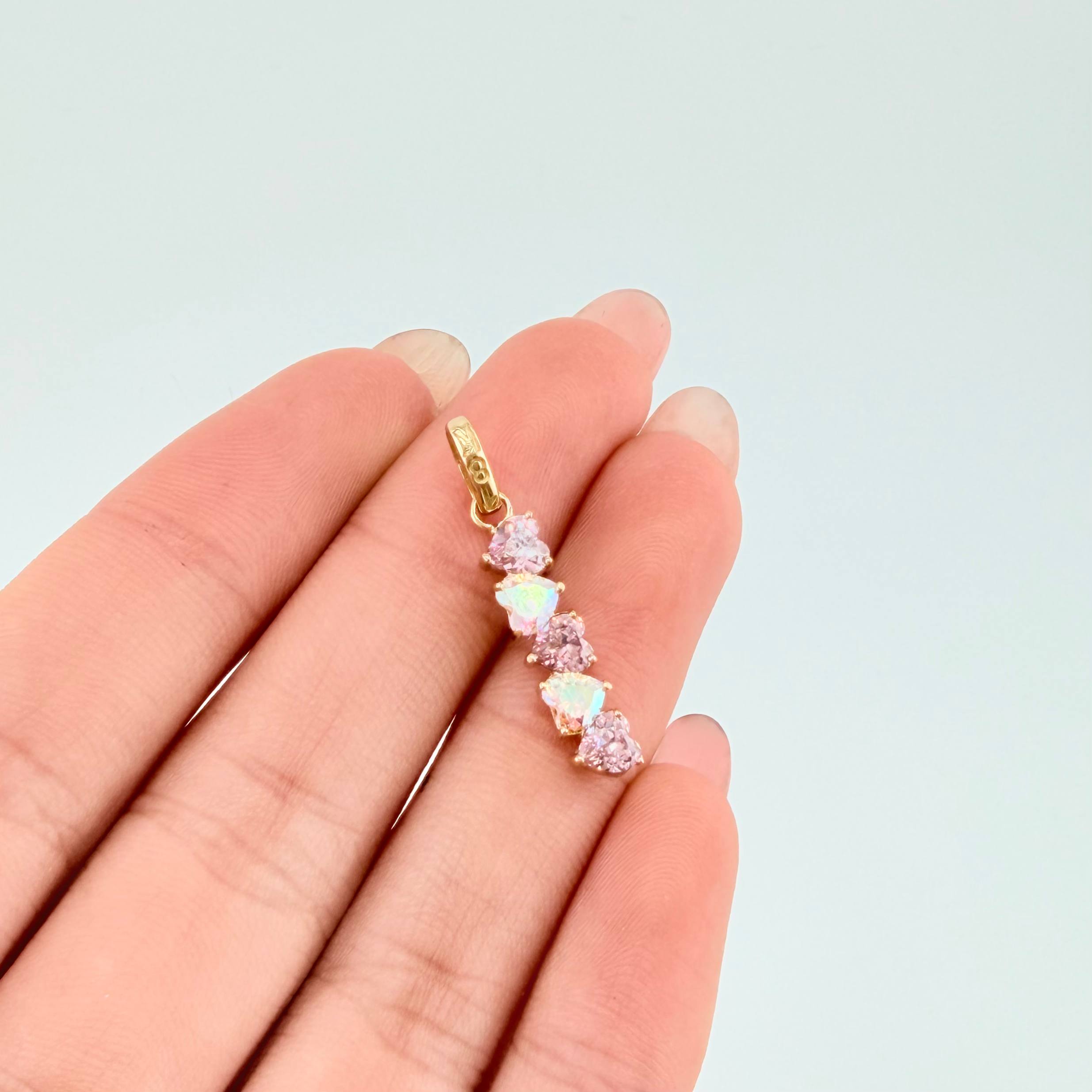 Dije Corazones En ZigZag 1.4gr / 2.7cm / Oro Amarillo 18K