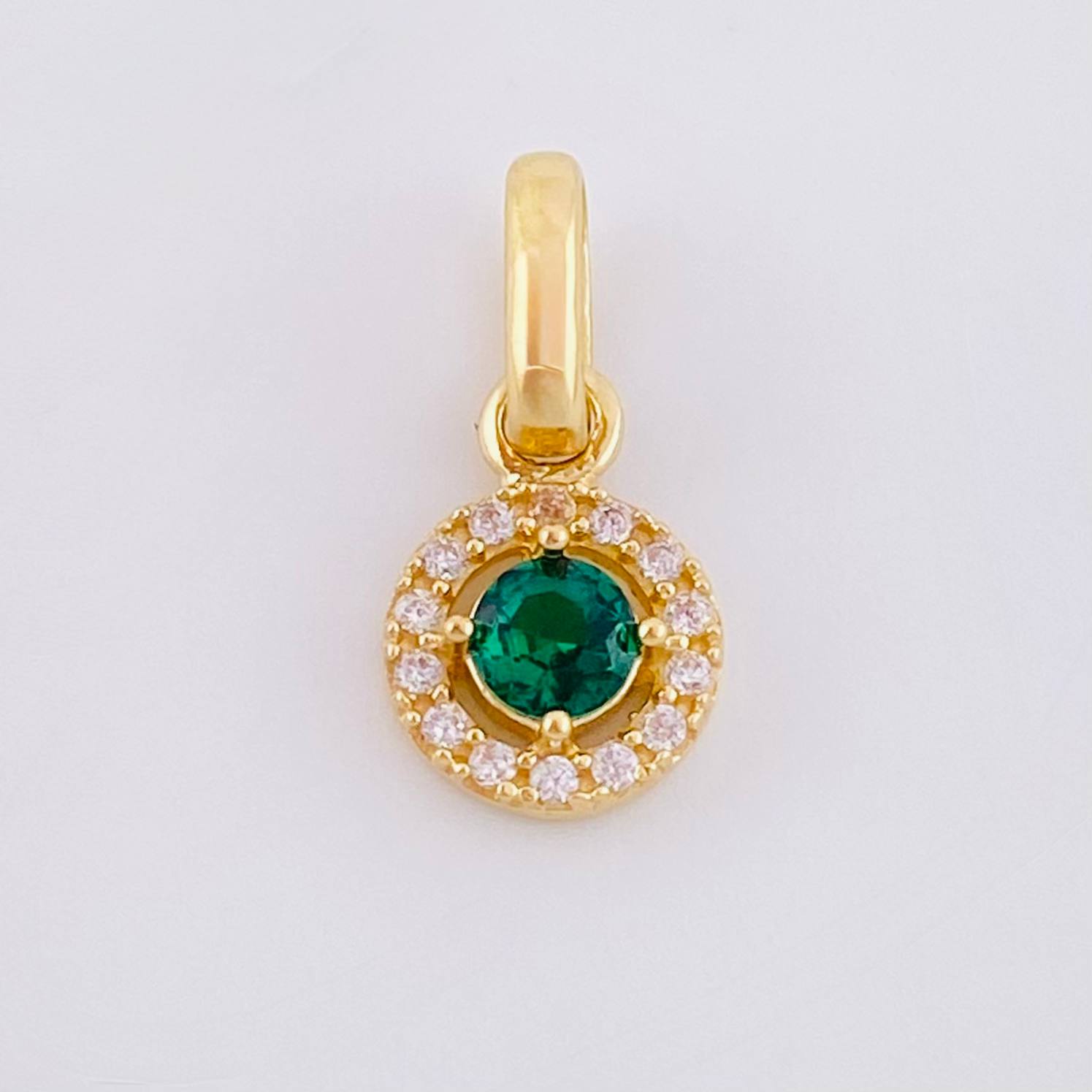 Dije Circular Tupido 0.85gr / 1.5cm / Oro Amarillo 18K