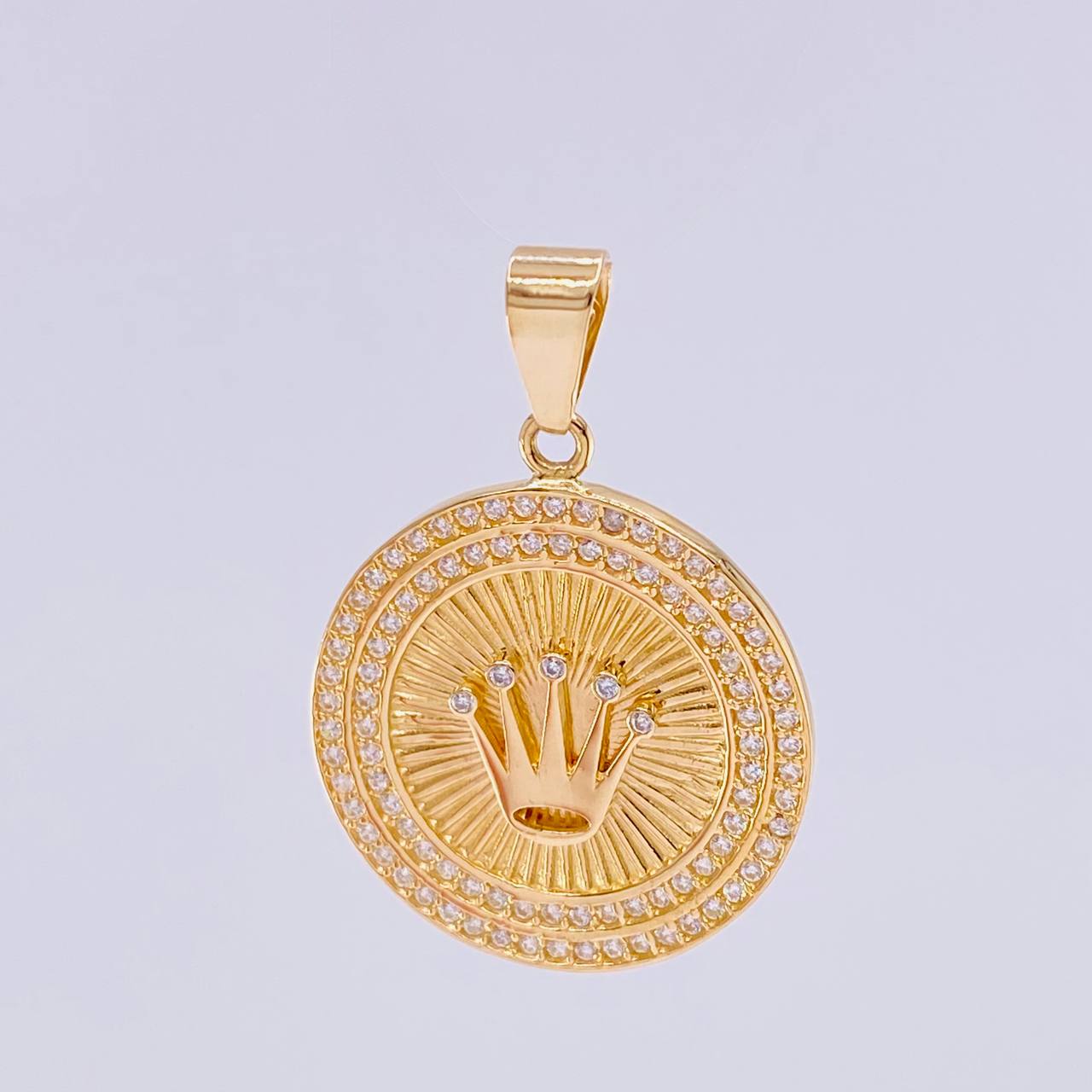 Dije Corona Circular 5.3gr / 3.3cm / Oro Amarillo 18K *