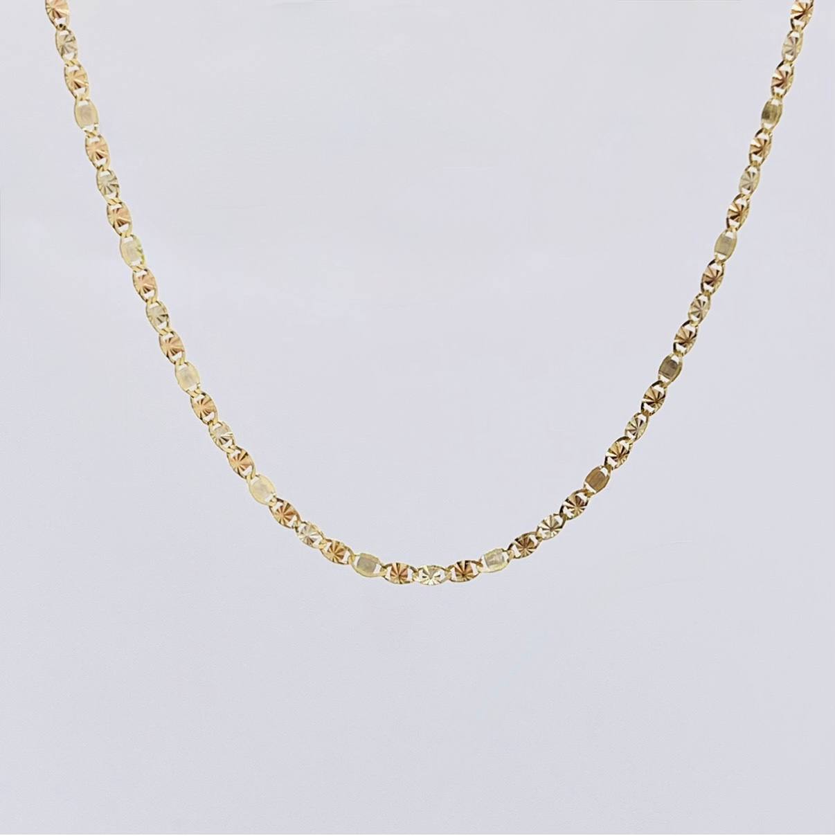 CadenaEscalera Plana Diamantada 2.3 g / 45 cm / 2.2 mm Tres Oros  18K