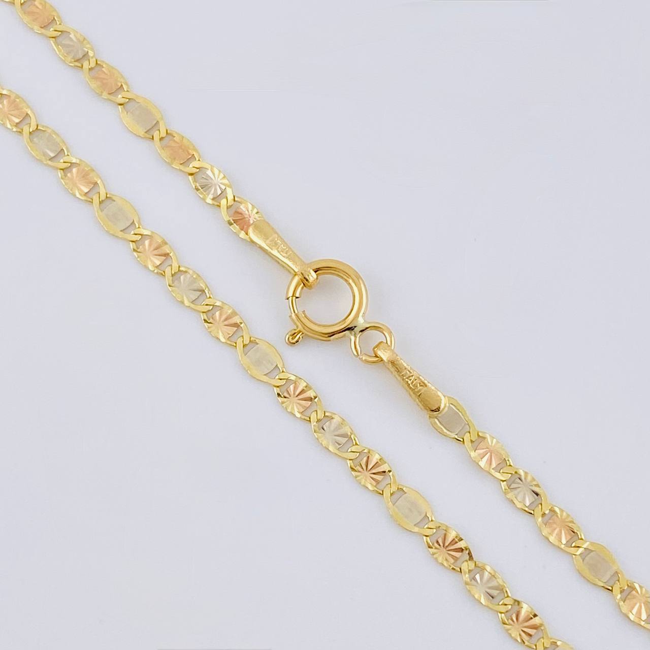 Cadena Escalera Plana Diamantada 2.5 g / 49.9 cm / 2.2 mm Tres Oros 18K