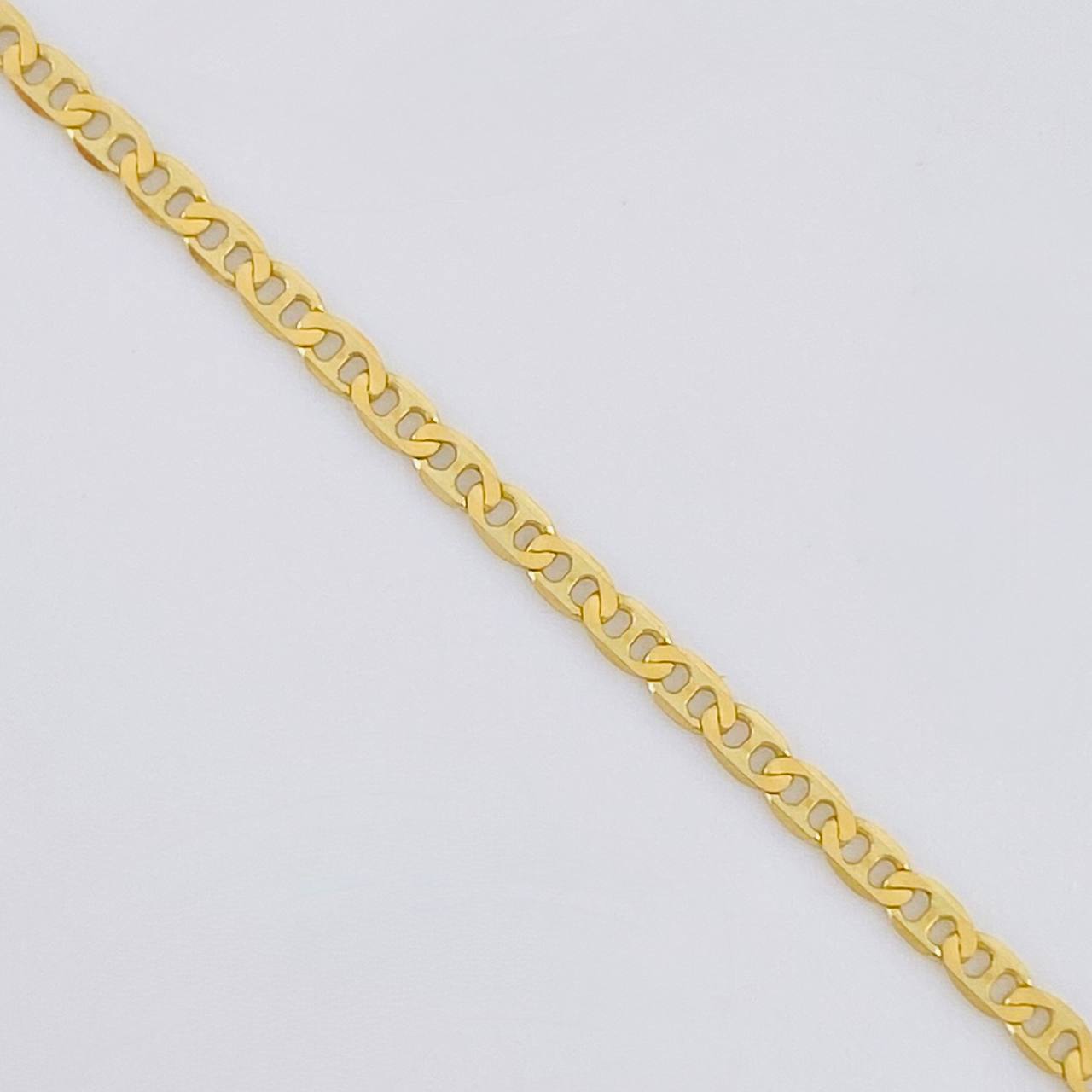 Cadena Escalera Plana 1.75 g / 45.1 cm / 1.4 mm Oro Amarillo 18K