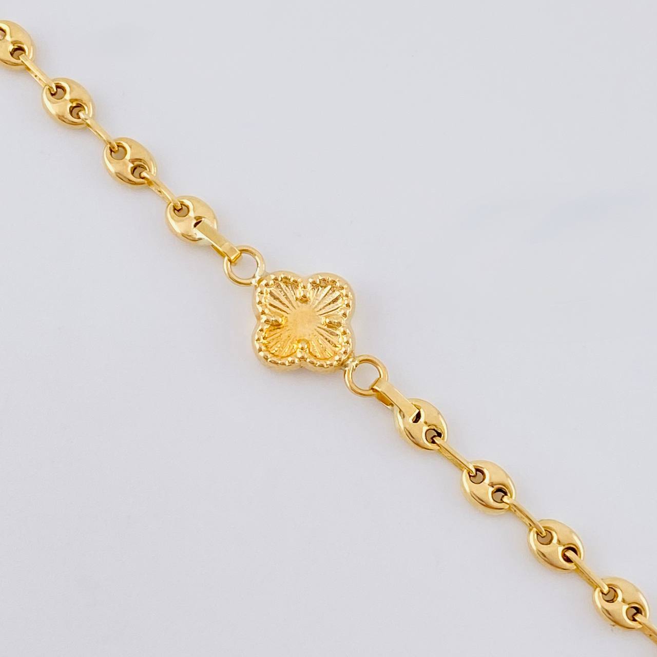 Pulso Gc Herraje Trebol 2.25 g / 18.3 cm / 3.1 mm Oro Amarillo 18K