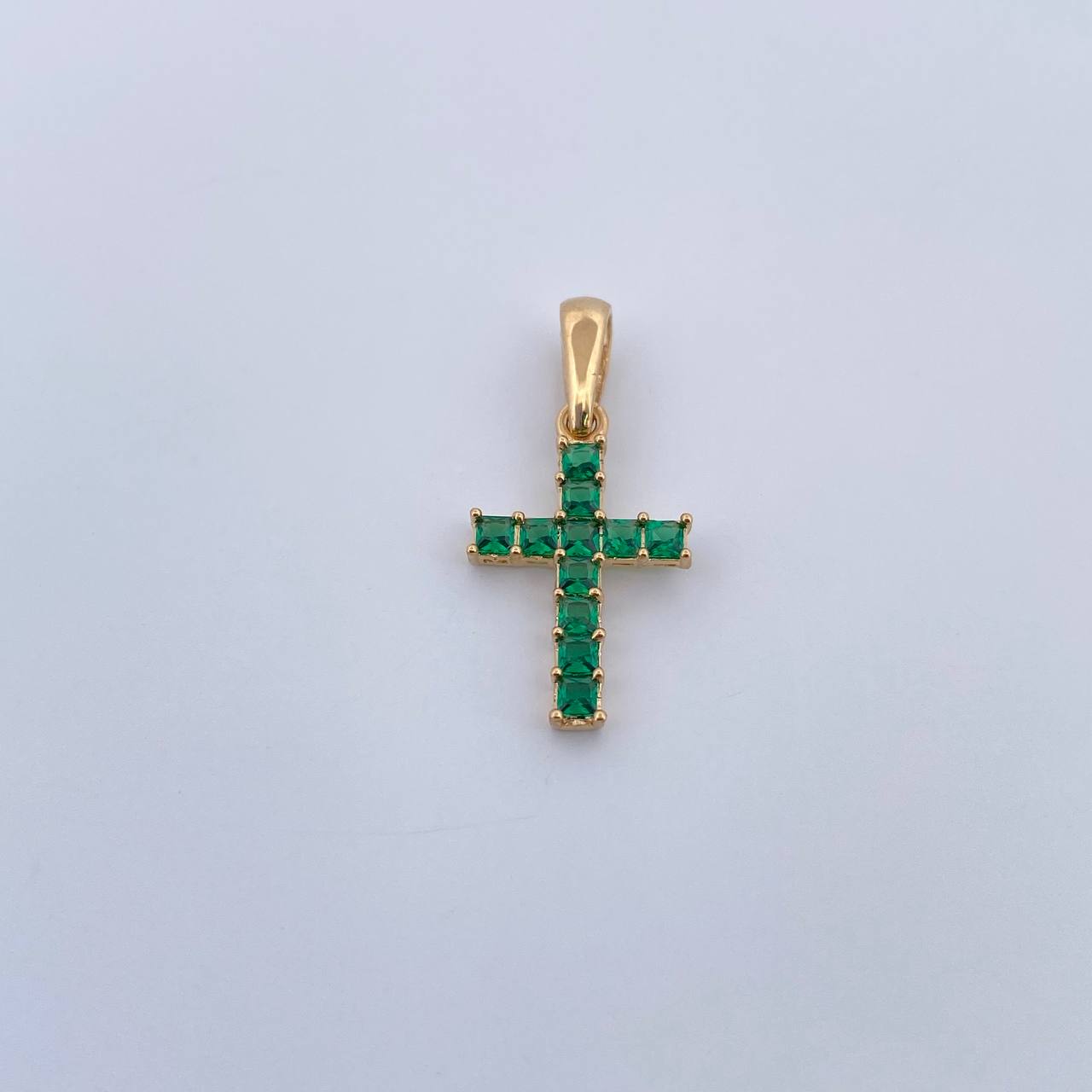 Dije Cruz  1.05gr / 2.5cm / Oro 18K &