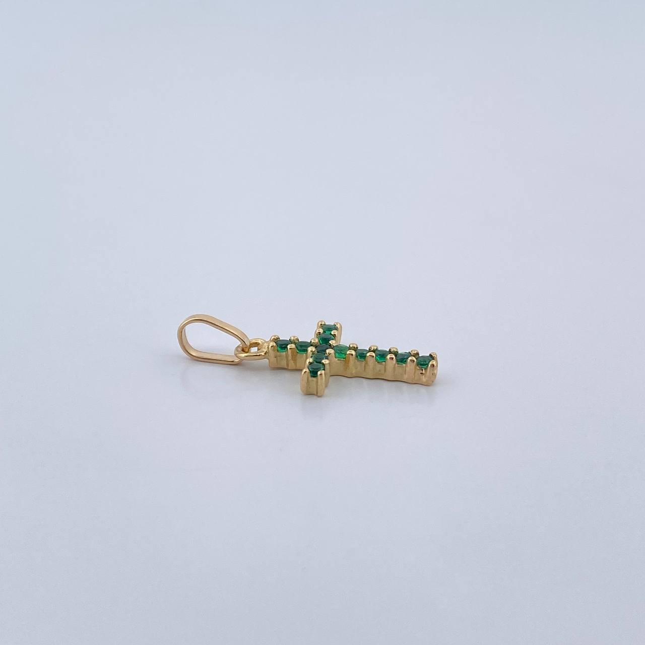 Dije Cruz 0.85gr / 2cm / Oro 18K &