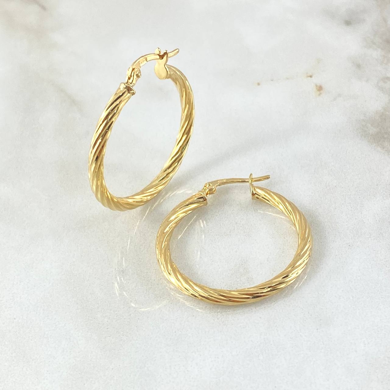 Candongas Lore 2.6gr / 3cm / Oro 18K ©