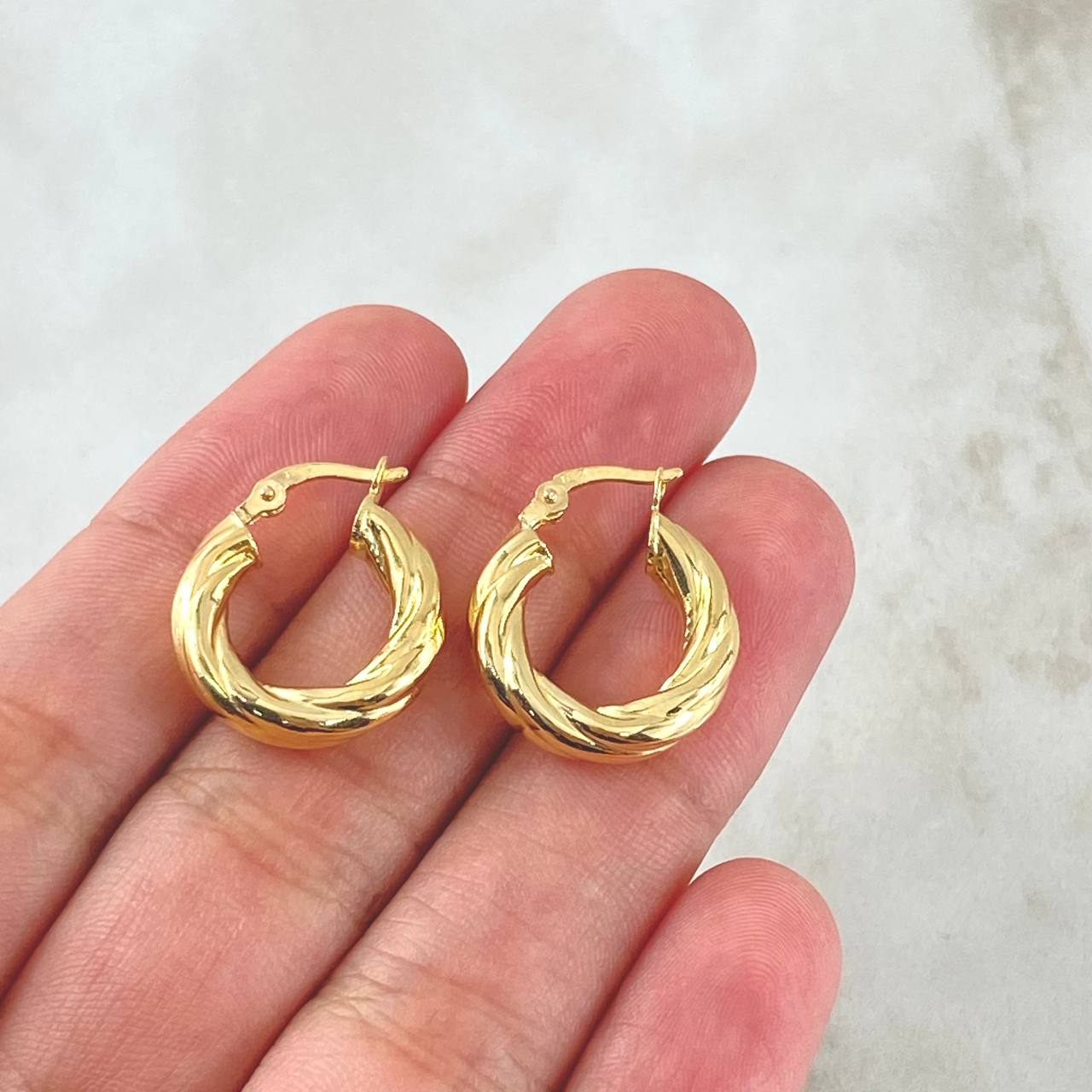 Candongas Sofi 1.3gr / 1.7cm / Oro Amarillo 18K *