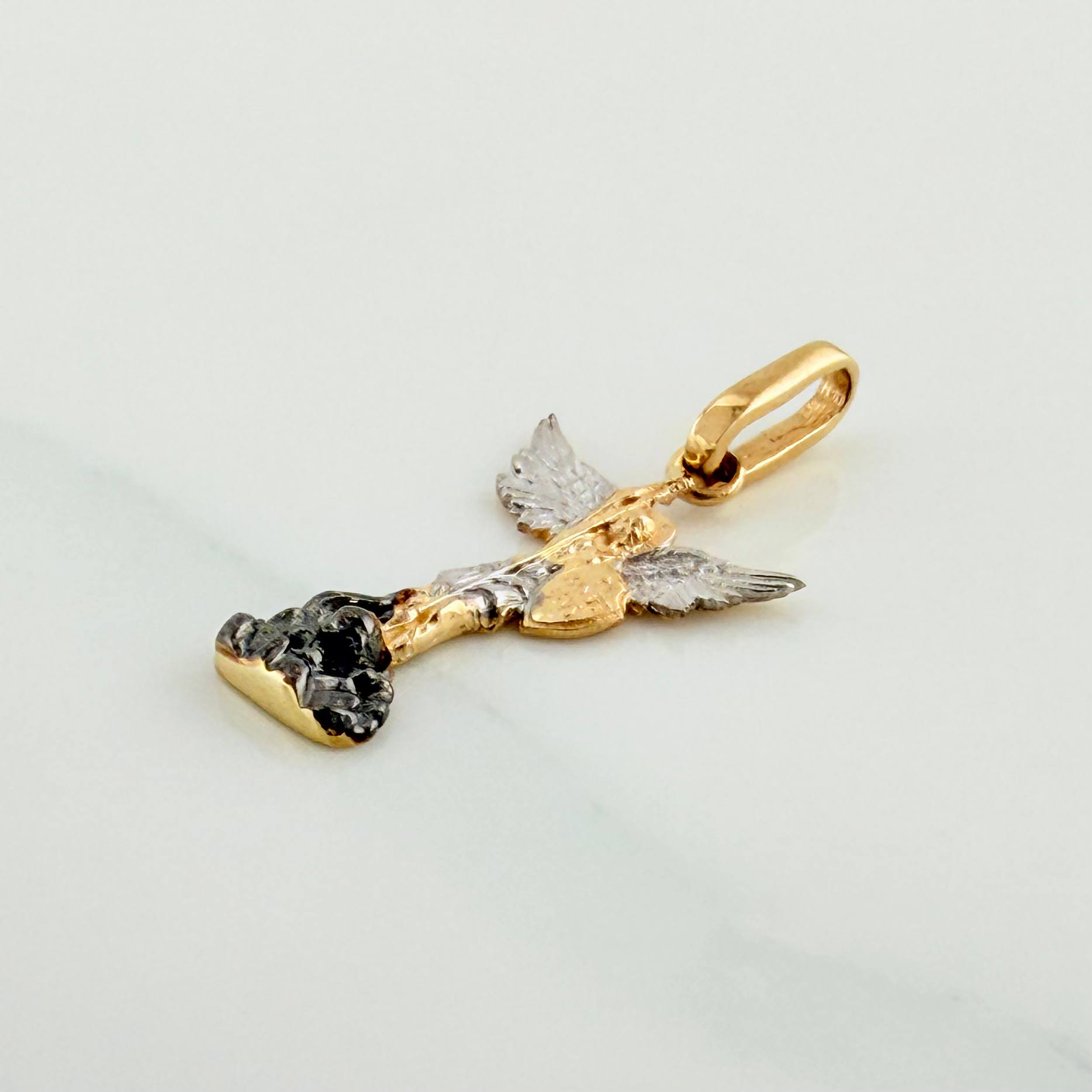 Dije San Miguel Arcangel 1 g / 2.3 cm Tres Oros 18K