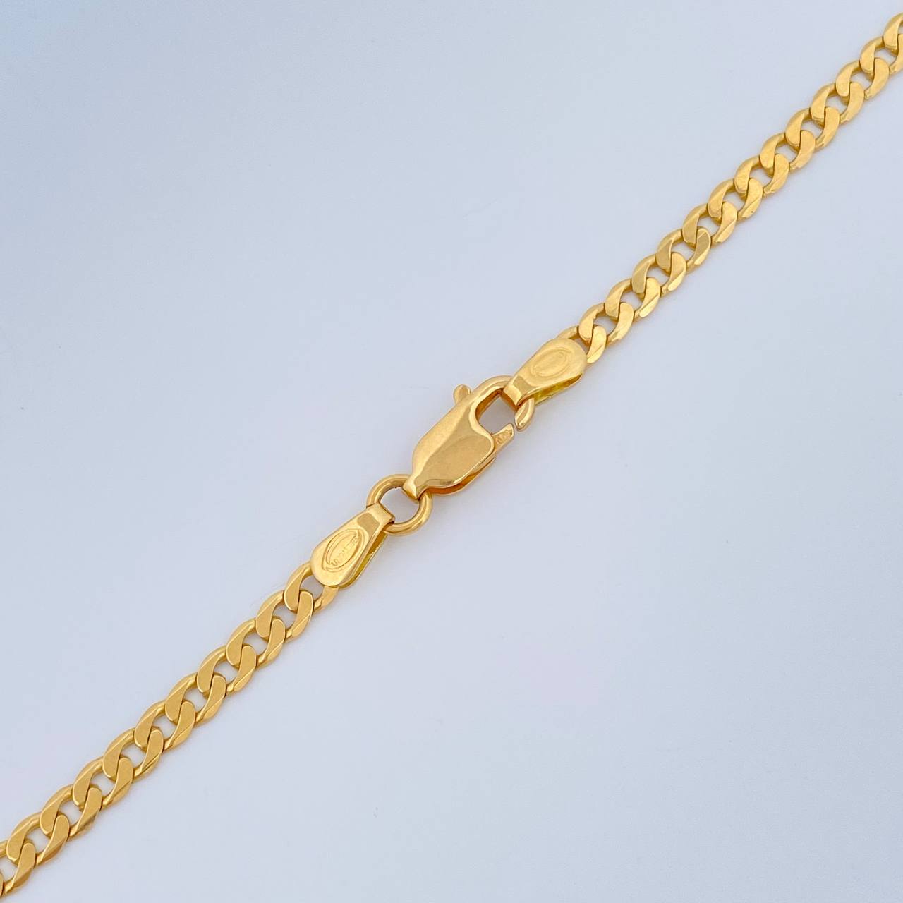 Cadena Cubana  10gr / 60.5cm / +1 Oro 18K $
