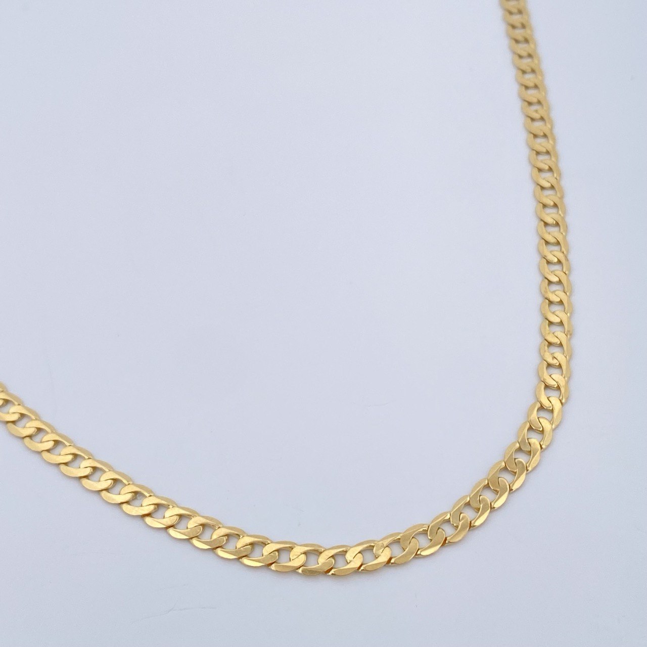 Cadena Cubana  9.65gr / 60.5cm / +1 Oro 18K $