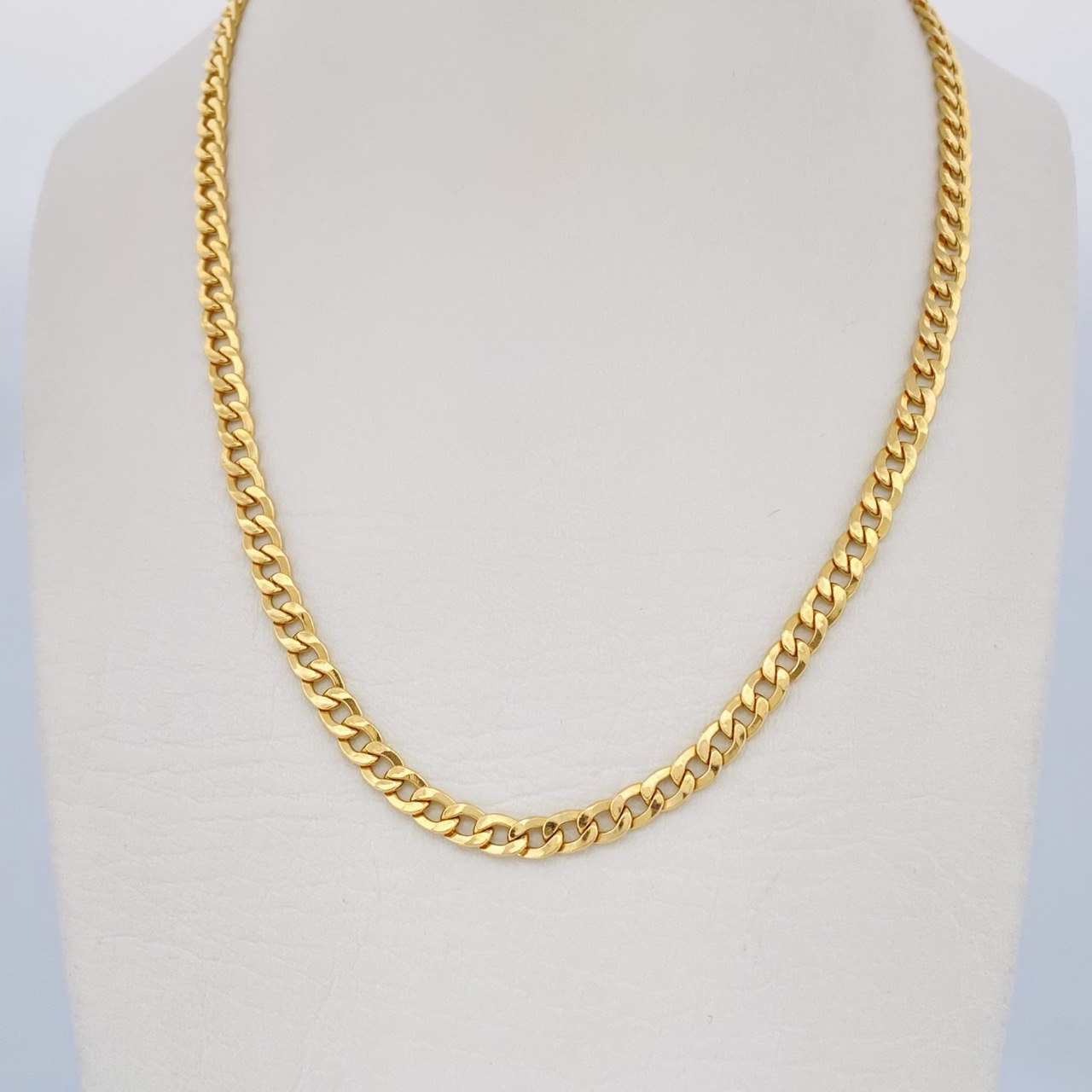 Cadena Cubana  10.9gr / 59.5cm / +1 Oro 18K $