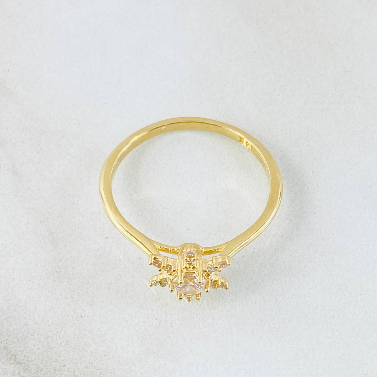 Anillo Estrella Fugaz 2.1gr / T6 3/4 / Oro Amarillo 18K