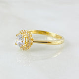 Anillo Halo Flor 2.6gr / T6 1/2 / Oro Amarillo 18K