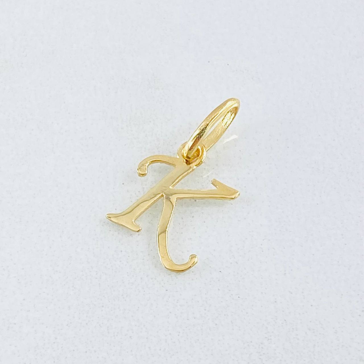 Dije Letra K 0.4gr / 1.8cm / Oro Amarillo 18K