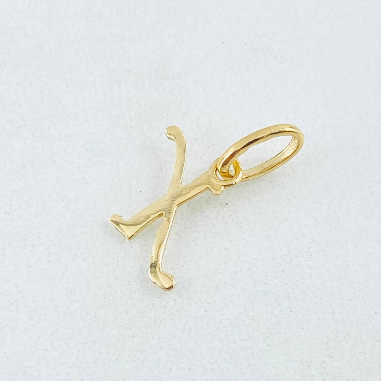 Dije Letra X 0.35gr / 1.6cm / Oro Amarillo 18K