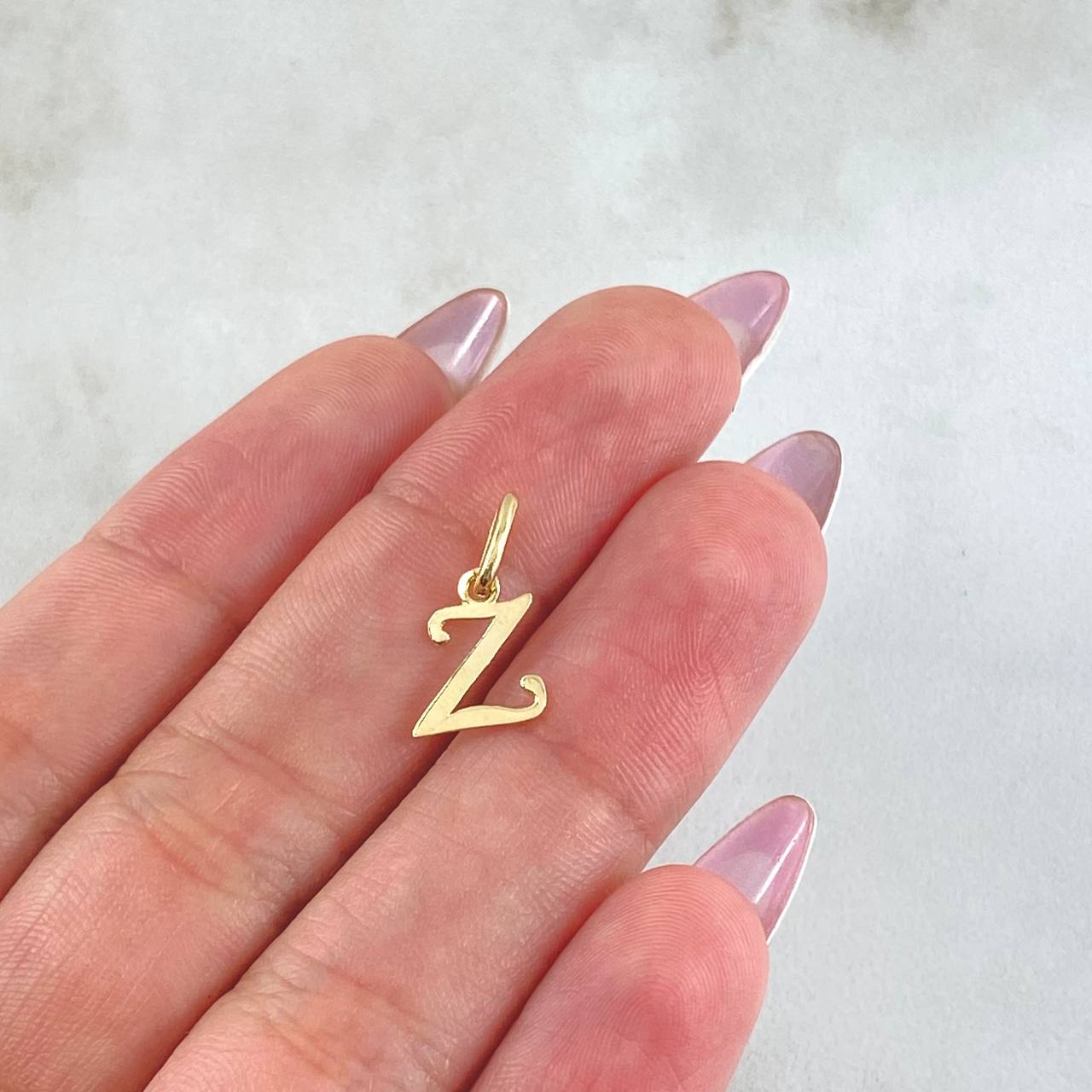 Dije Letra Z 0.45gr / 1.6cm / Oro Amarillo 18K
