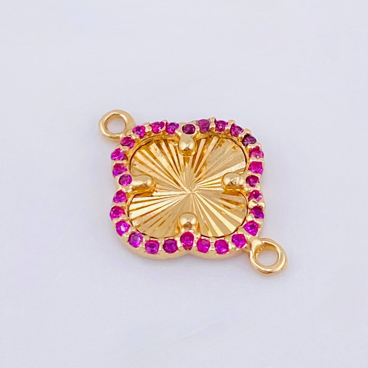 Herraje Trebol Borde Tupido 1.1gr / 1.8cm / Oro Amarillo 18K