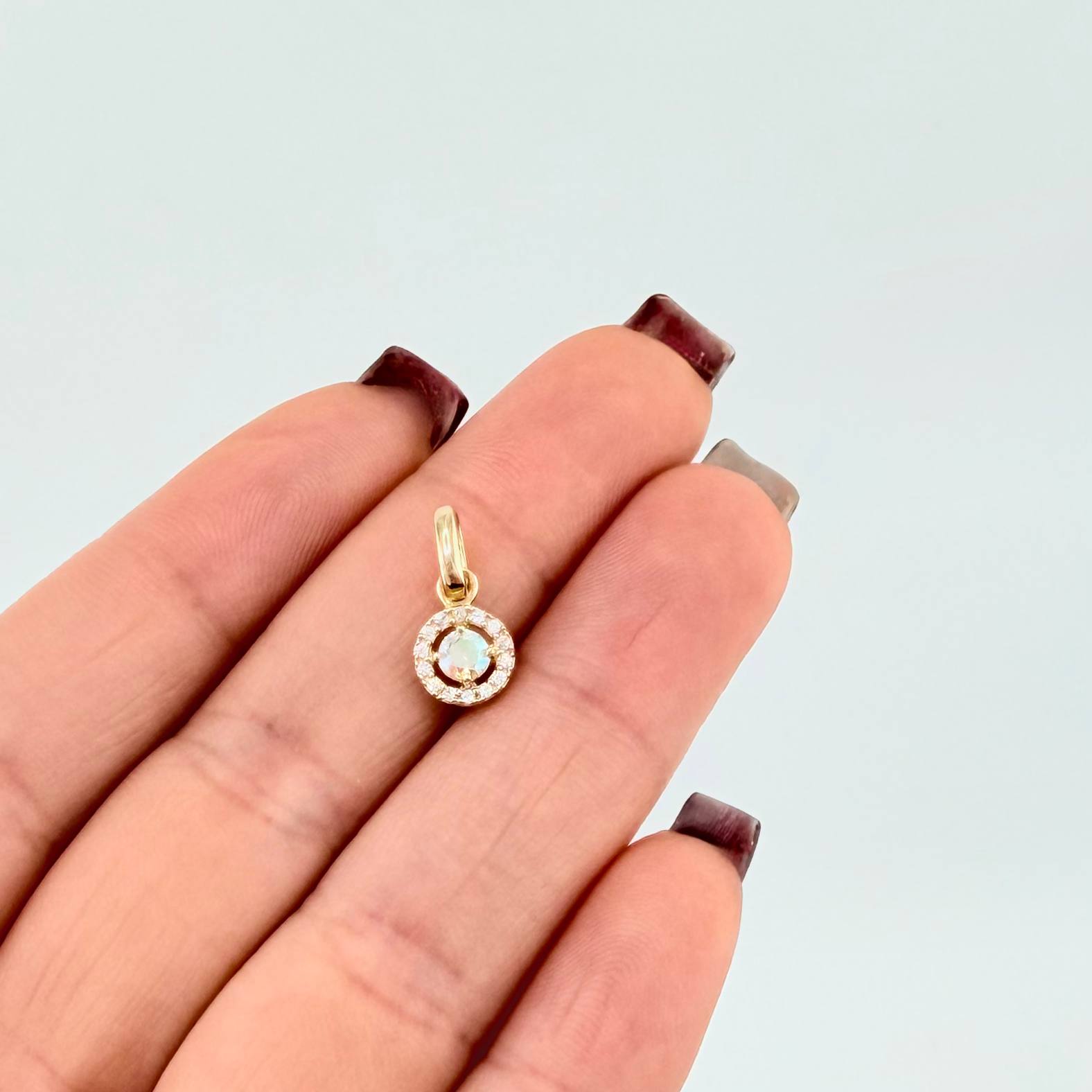 Dije Circular Tupido 0.9gr / 1.5cm / Oro Amarillo 18K