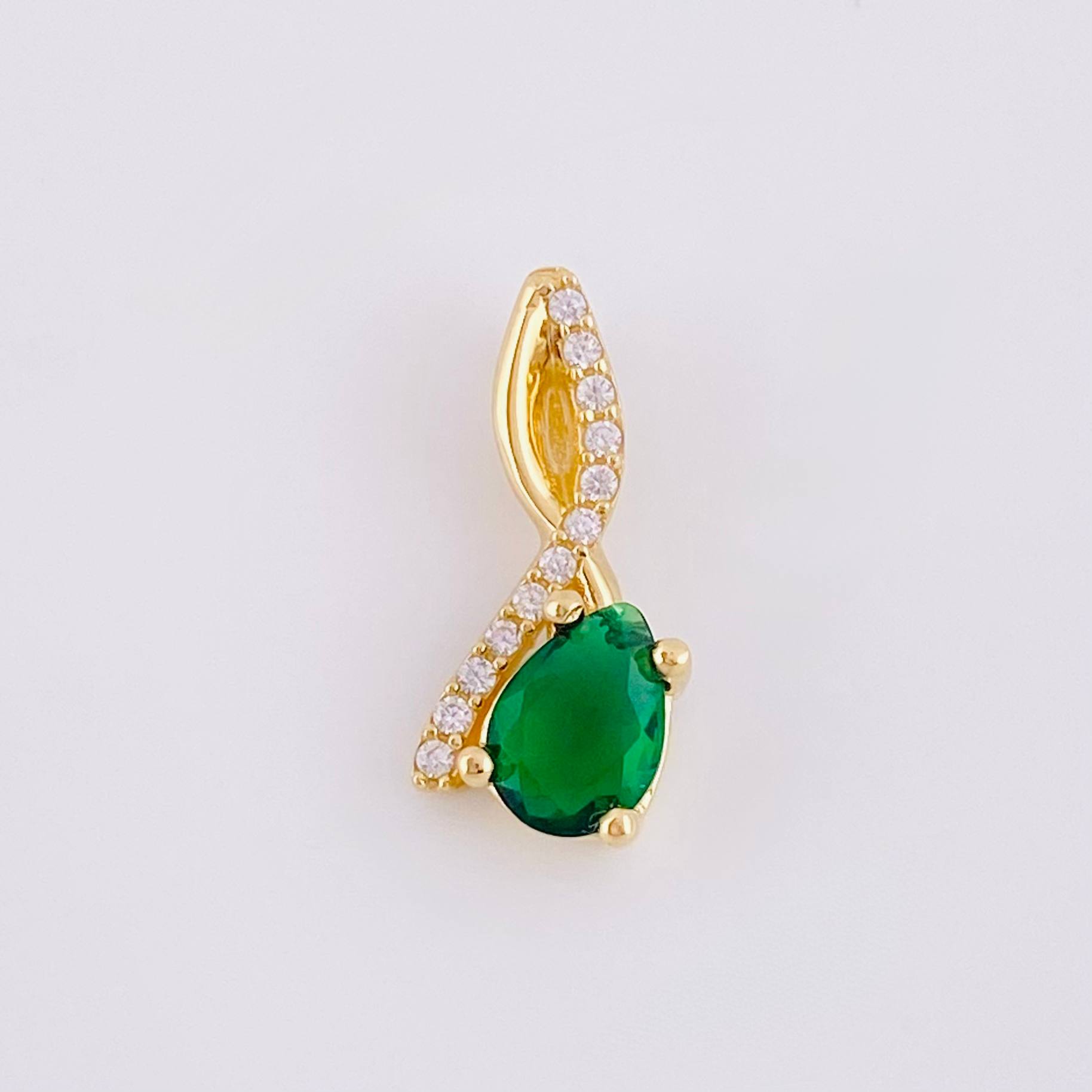 Dije Nota Sol Verde 1.3gr / 1.8cm / Oro Amarillo 18K ©