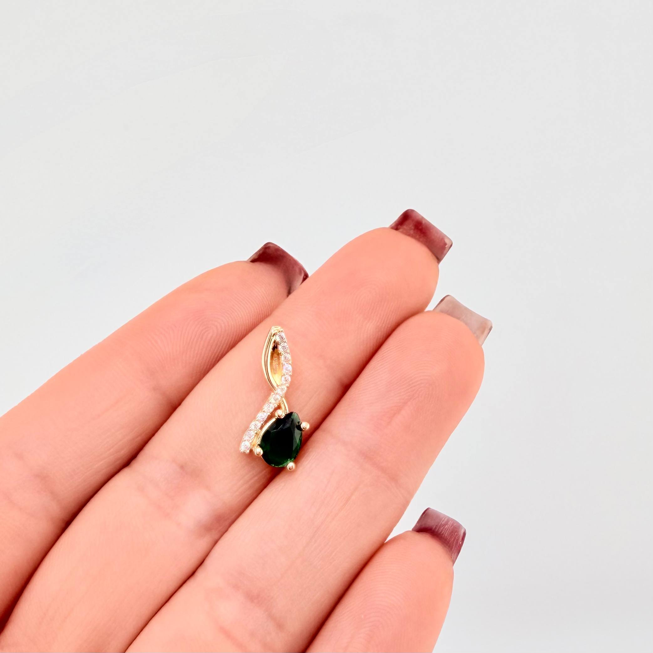 Dije Nota Sol Verde 1.3gr / 1.8cm / Oro Amarillo 18K ©