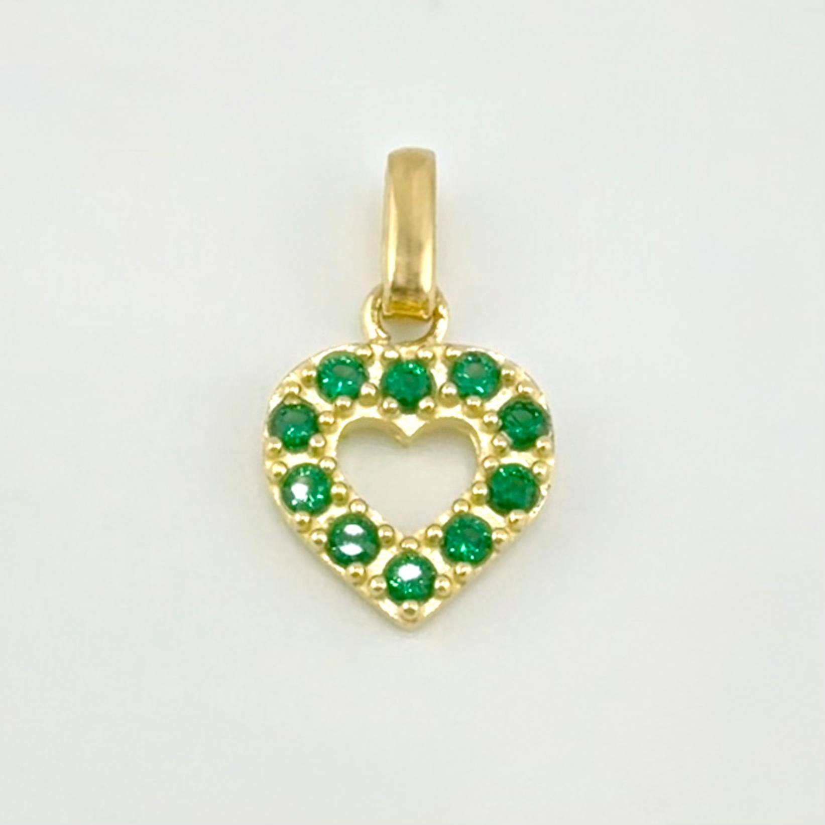 Dije Silueta Corazón 1.6gr / 1.8cm / Oro Amarillo 18K ©