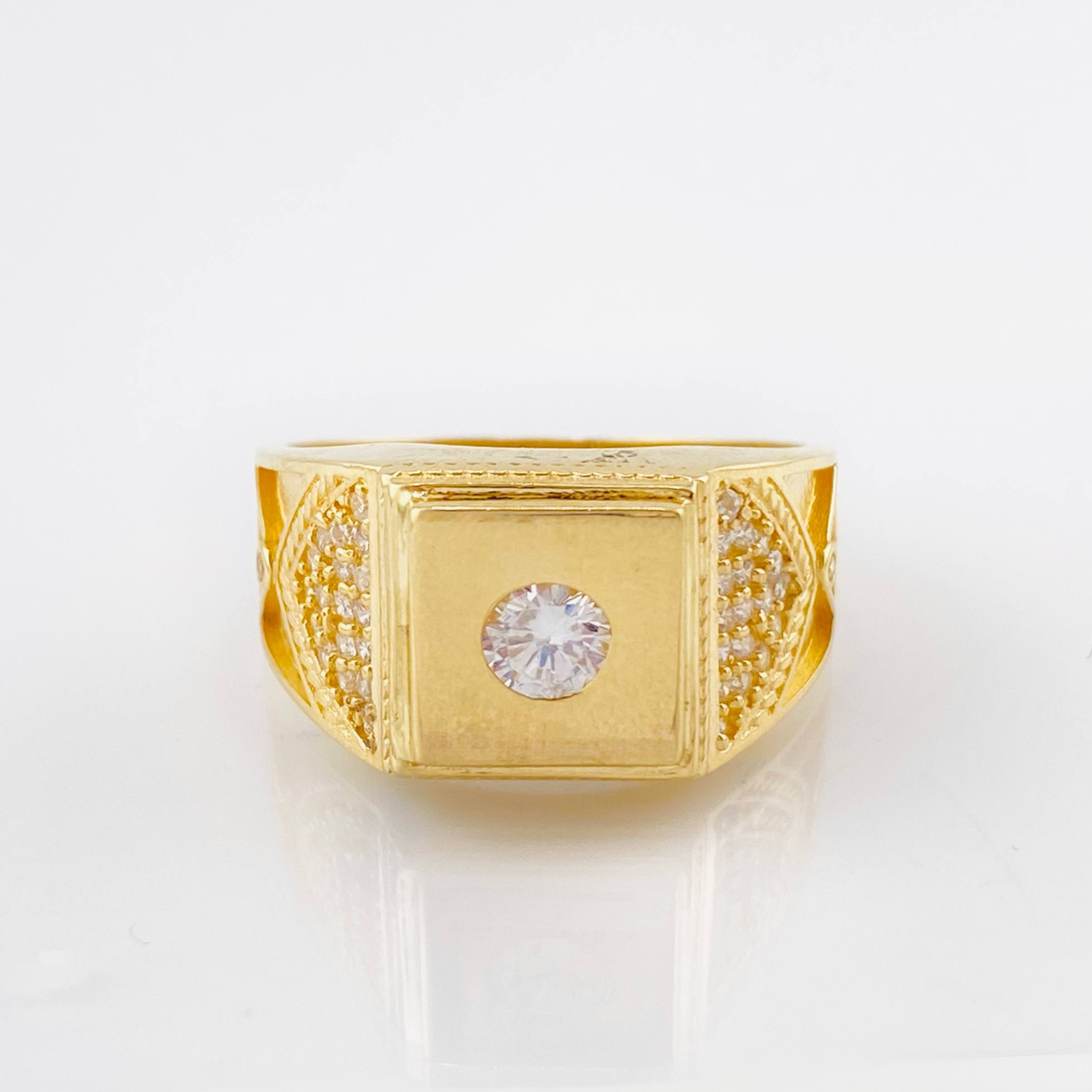 Anillo Medio Rombo Texturizado 6.75gr / T10 / Oro Amarillo 18K
