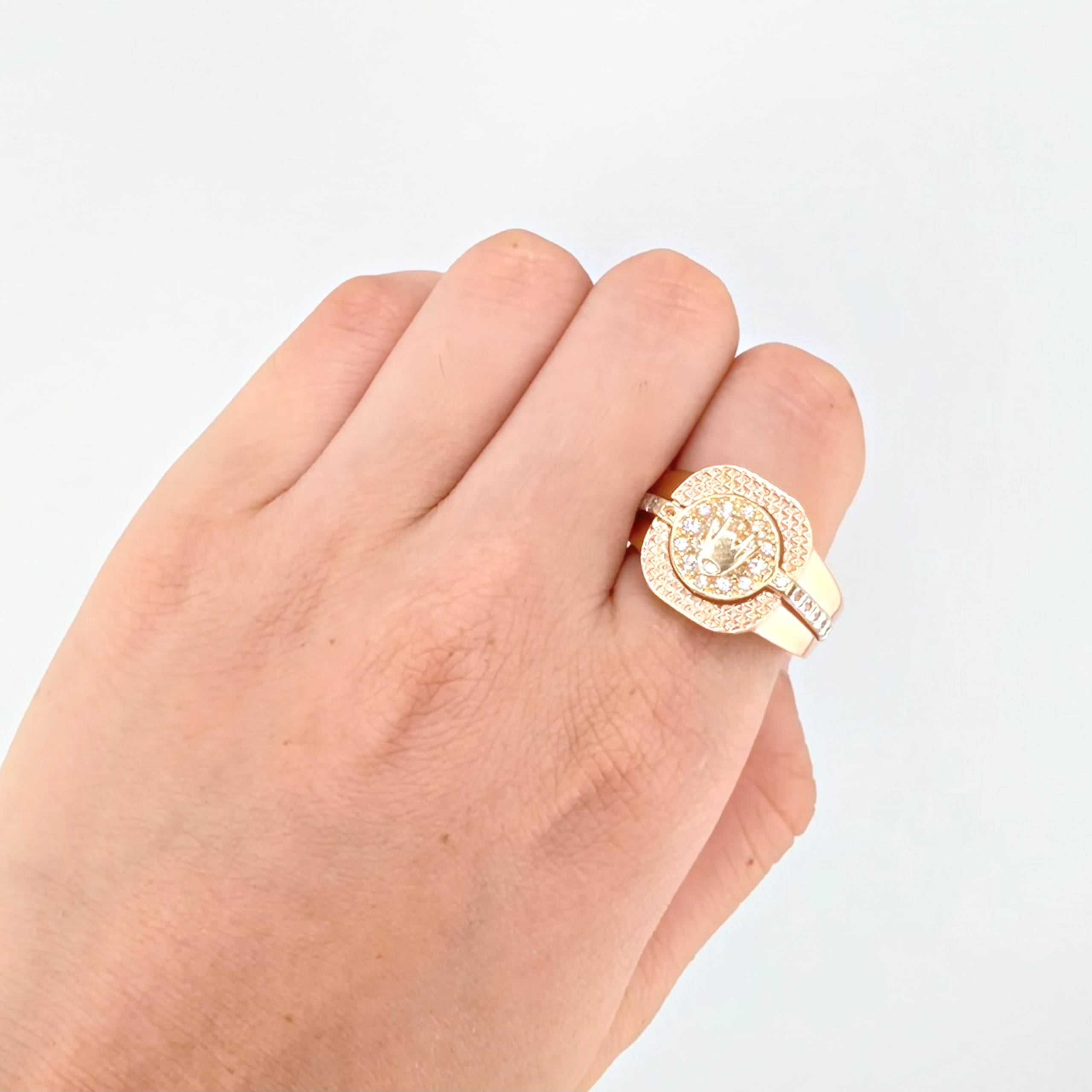 Anillo Corona Sobresalto Diamantado 5.5gr / T10 1/4 / Tres Oros 18K ©