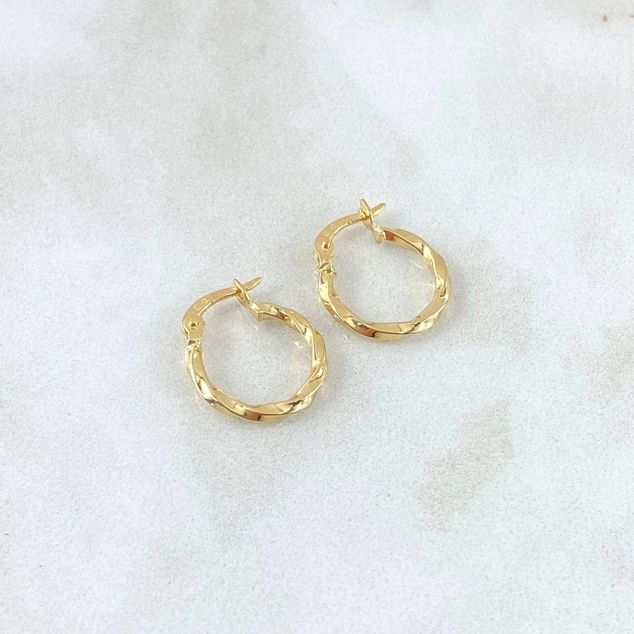 Candongas Asby 0.75gr / 1.6cm / Oro Amarillo 18K