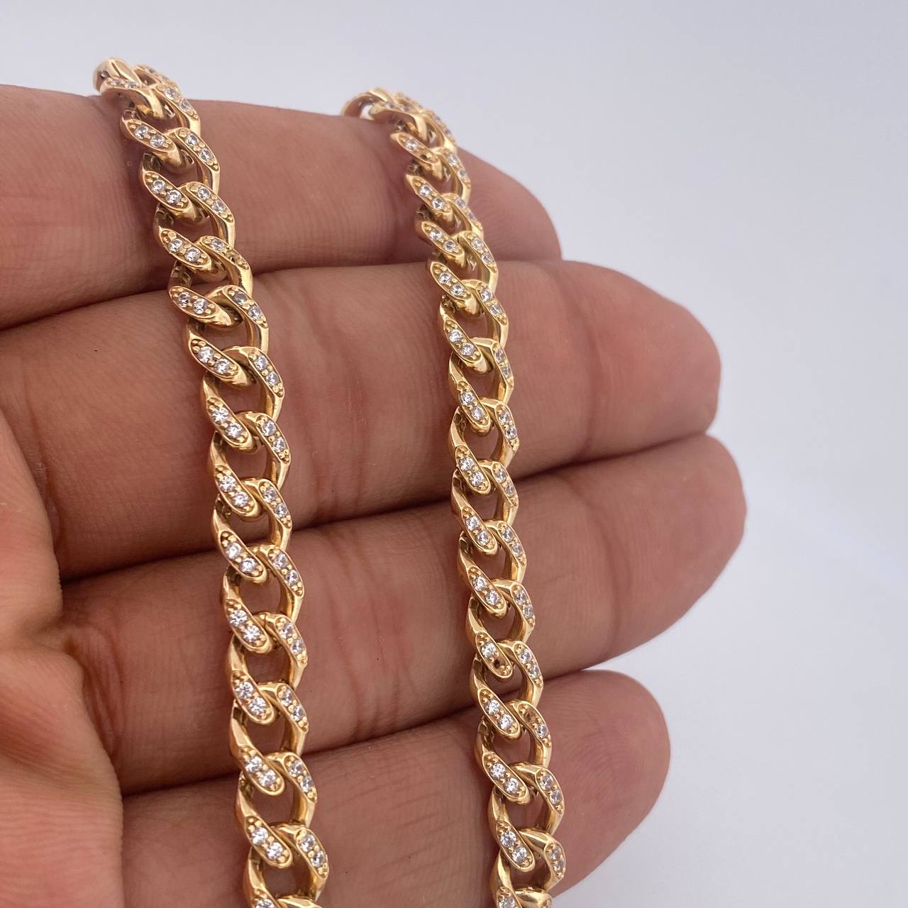 Cadena Cubana 30.8gr / 59cm / Oro 18K $