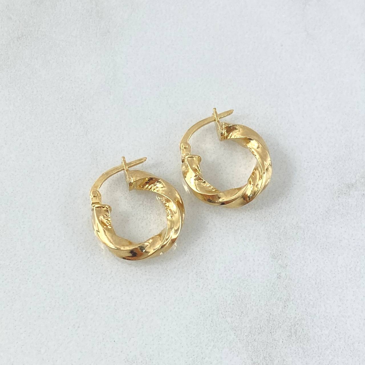 Candongas Fenix 1.3gr / 1.7cm / Entorchadas Oro Amarillo 18K *