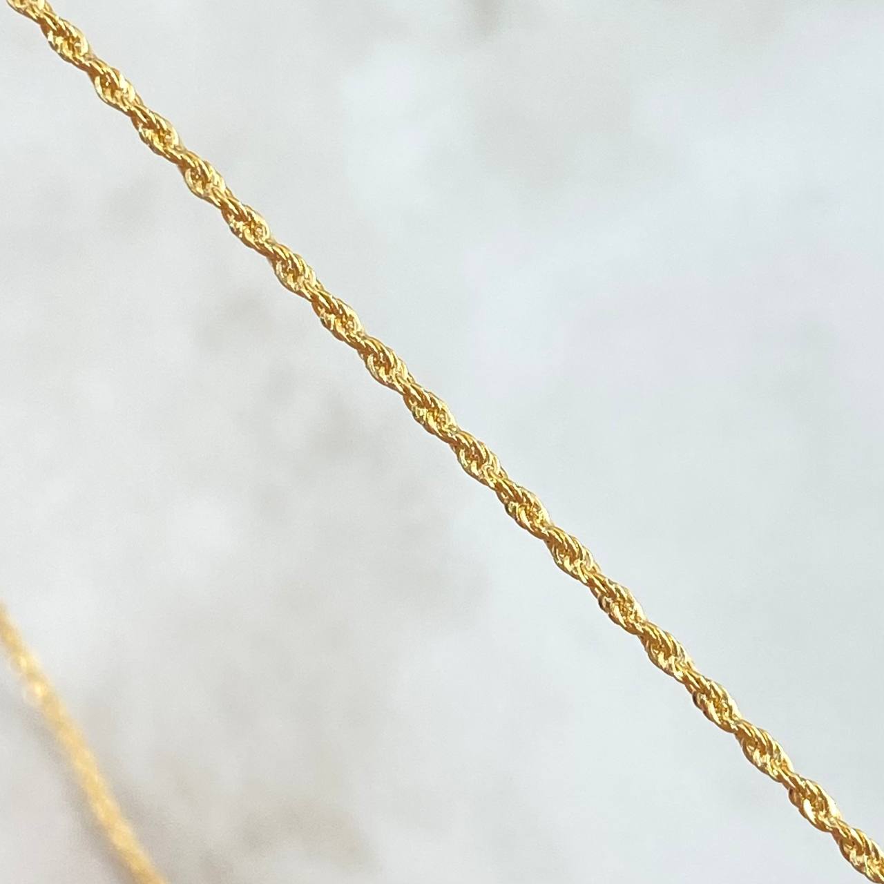 Set Cadena Lazo 0.9gr / 45cm / 1.2mm + Dije Corazón 0.3gr / 1.3cm Cargador Bordeado 1.2gr Oro Amarillo 18K (Oferta) ©