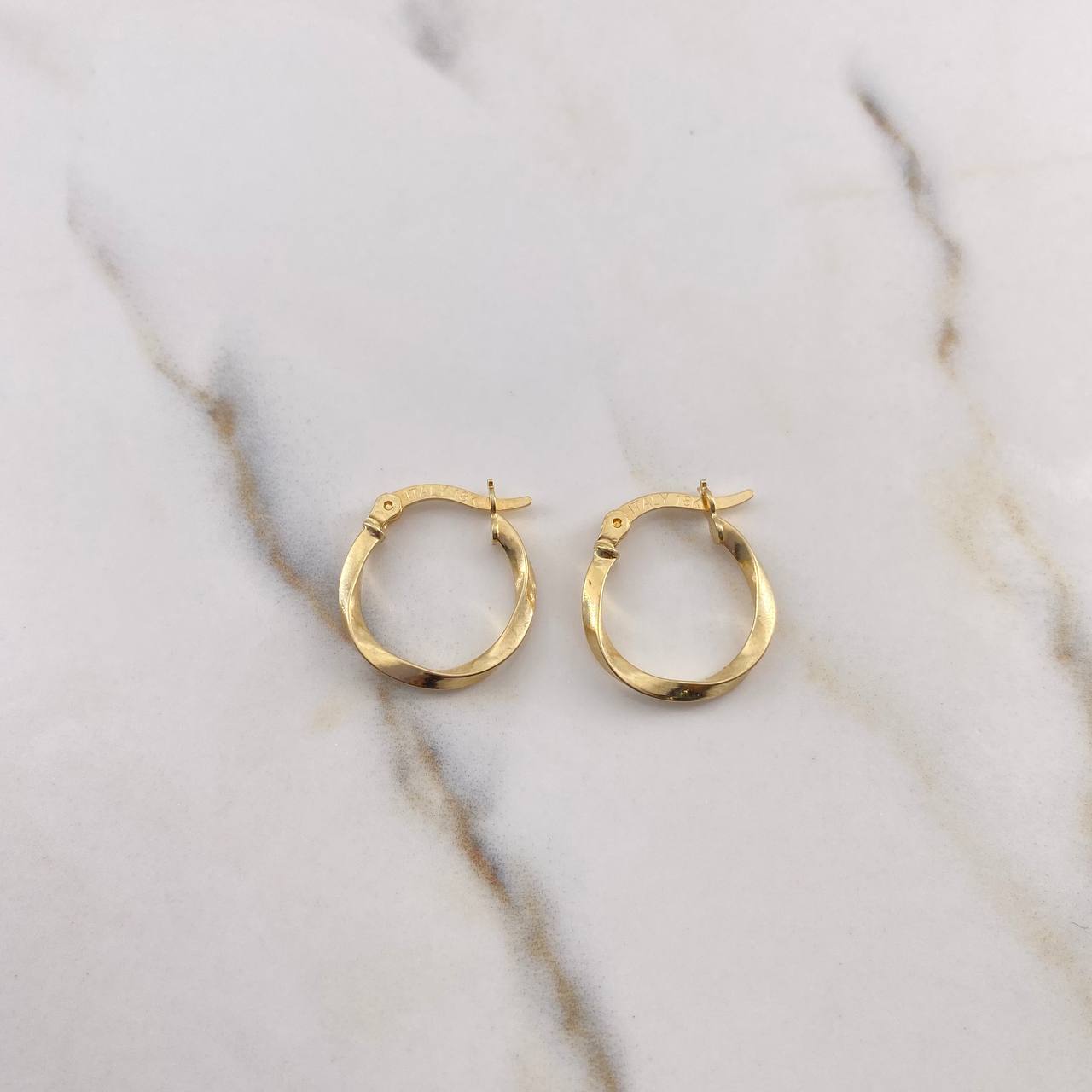 Candongas Eve 1.65gr / 1.9cm / Lisa Oro Amarillo 18K $
