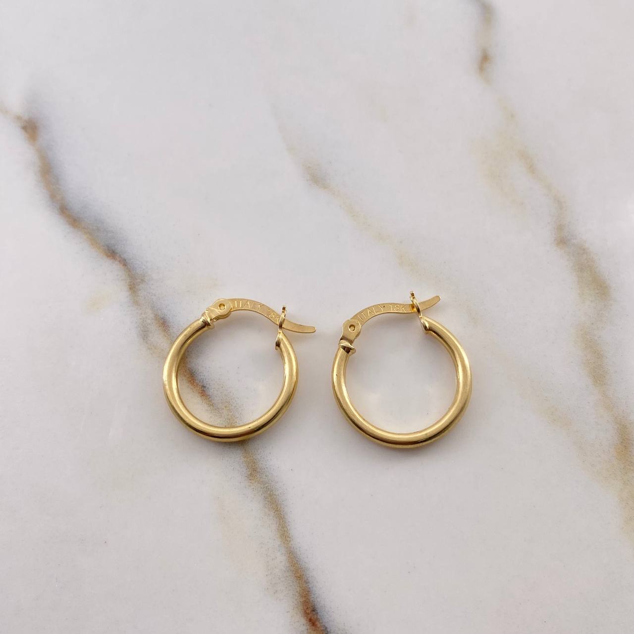 Candongas Jass 1.75gr / 2cm / Lisa Oro Amarillo 18K #