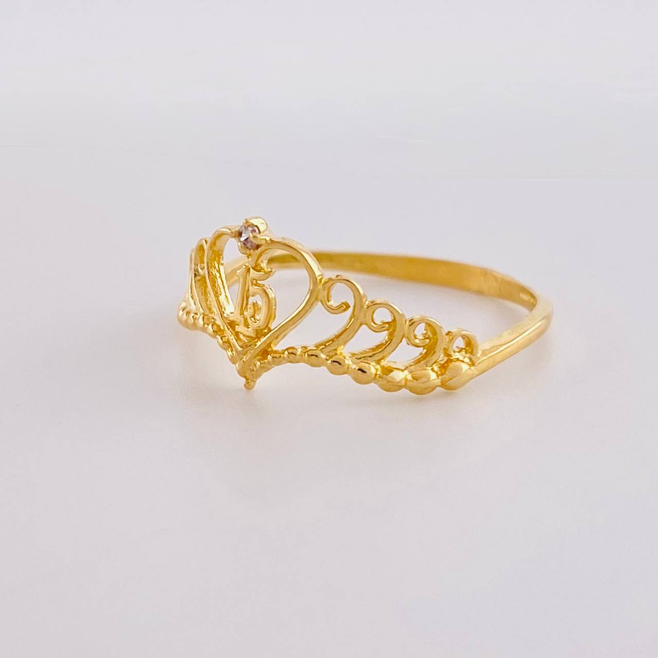 Anillo Tiara 15s 1.3g / T4 1/2 Oro Amarillo 18K
