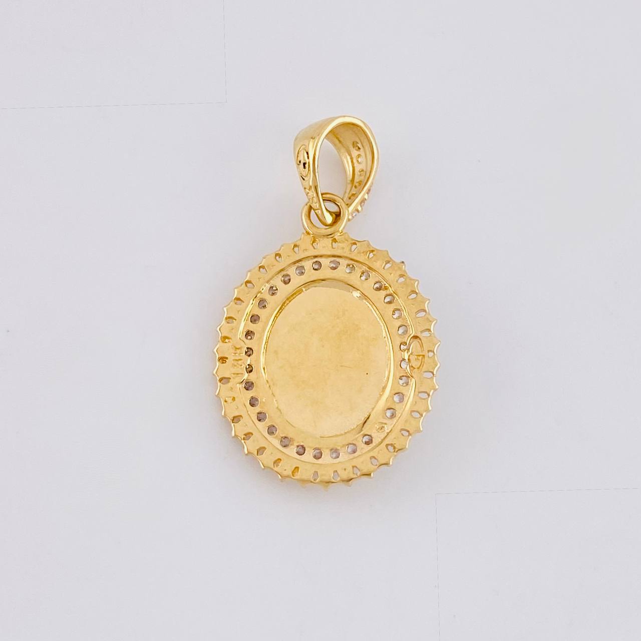 Dije Virgen de Guadalupe 2.85g / 2.5cm Tres Oros 18K