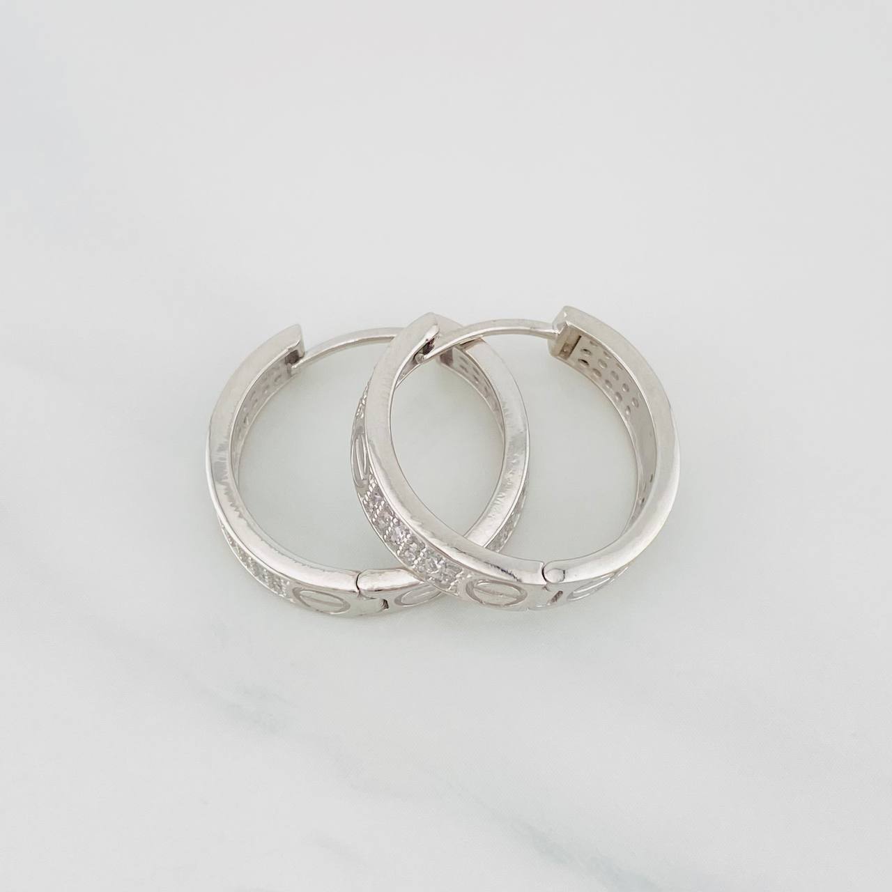 Candongas Tornillo 6.05g / 2.8cm Oro Blanco 18K
