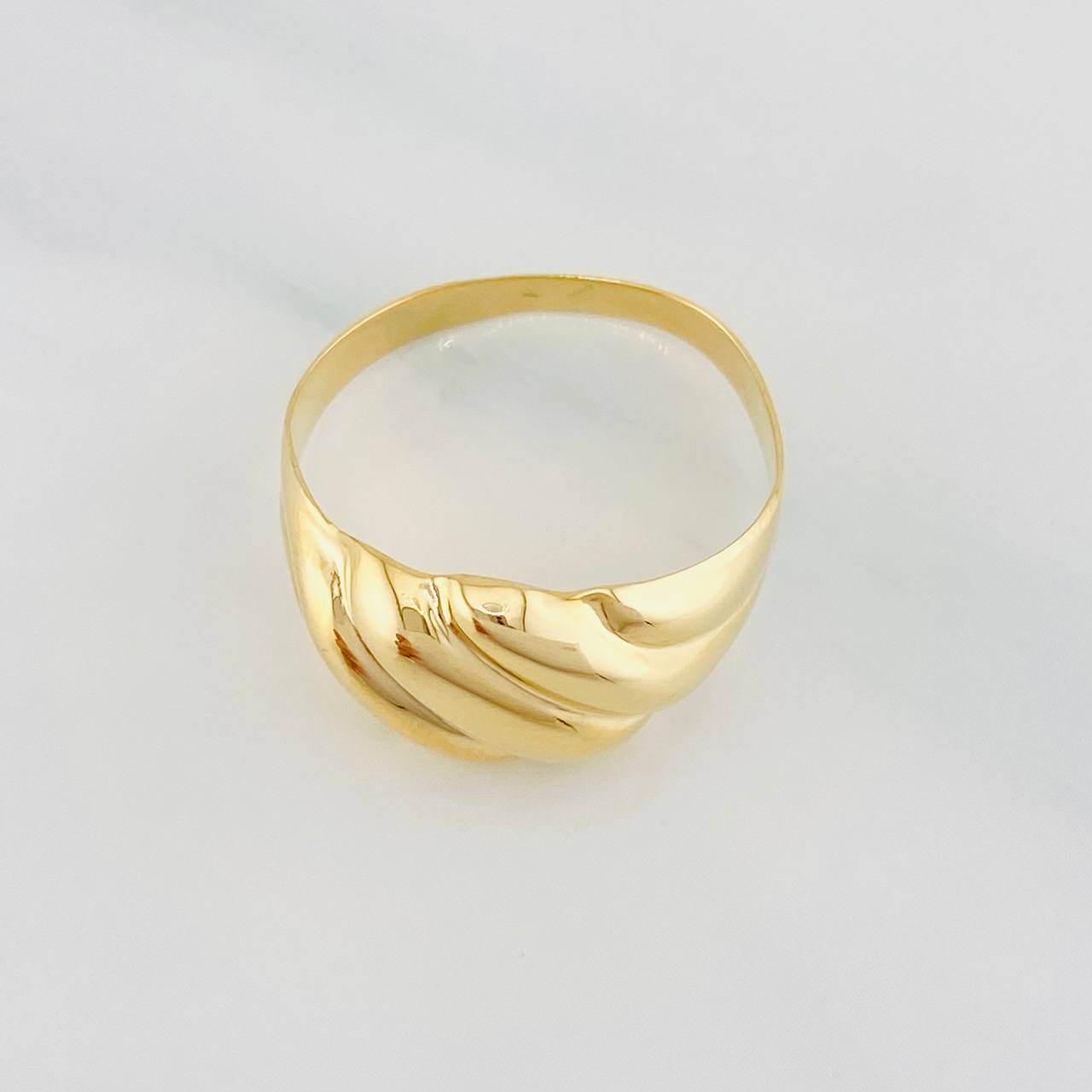 Anillo Olas 1.9g / T7 1/4 Oro Amarillo 18K