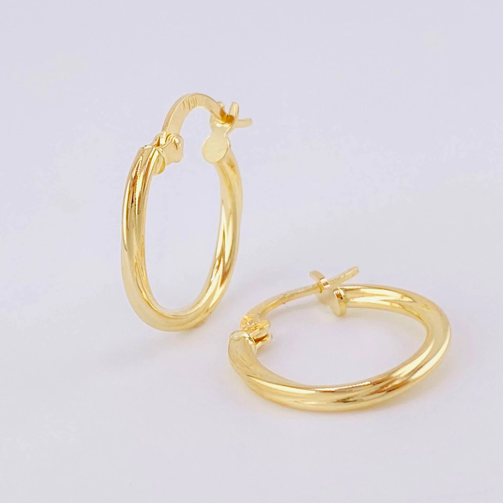 Candongas Arielle 0.9g / 1.5cm Oro Amarillo 18K