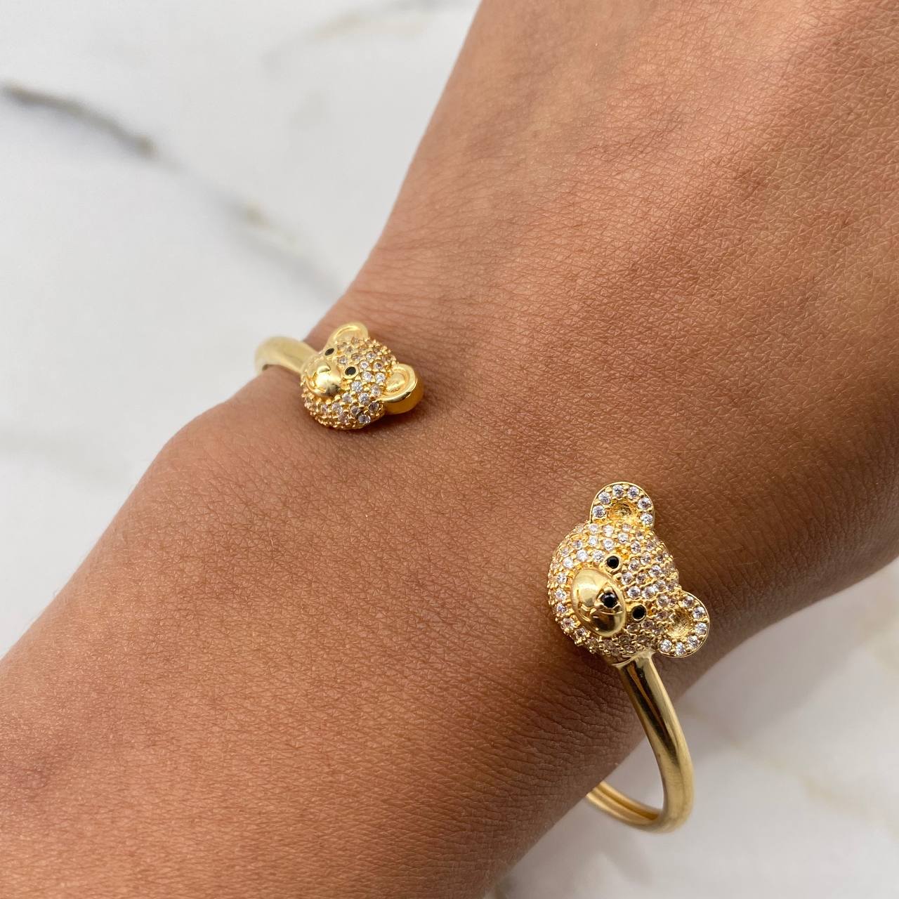 Pulso Aro Oso 7.9gr / 15cm / Circones Negros Blancos Oro Amarillo 18K #