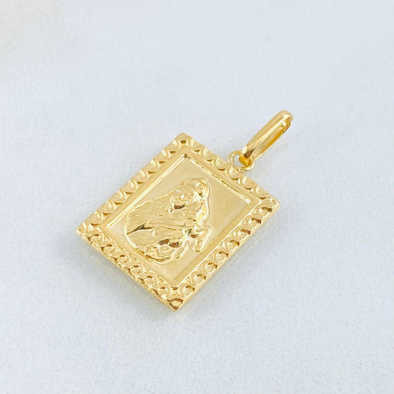 Dije Placa Doble Faz 1.4gr / 2.6cm / Oro Amarillo 18K