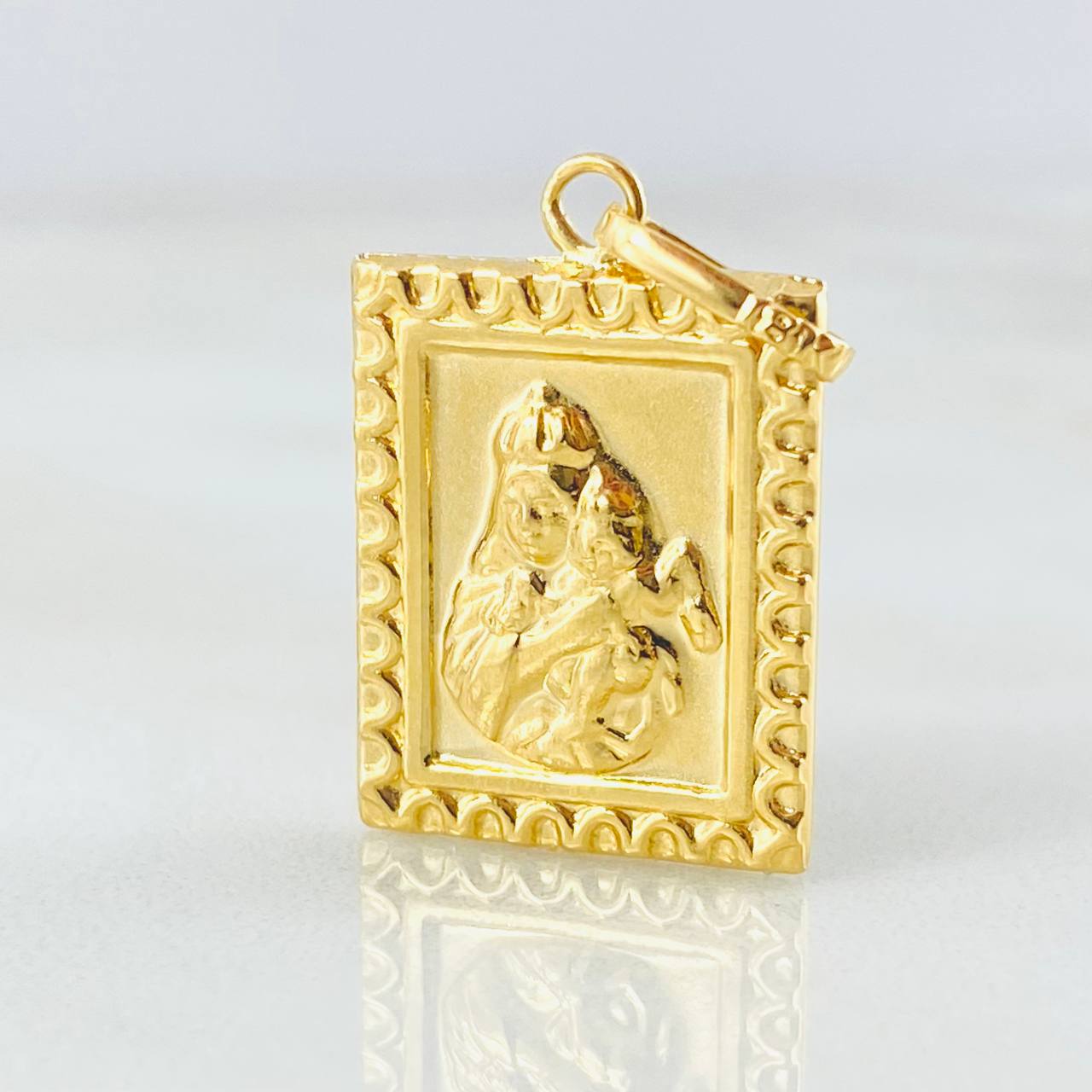 Dije Placa Doble Faz 1.4gr / 2.6cm / Oro Amarillo 18K